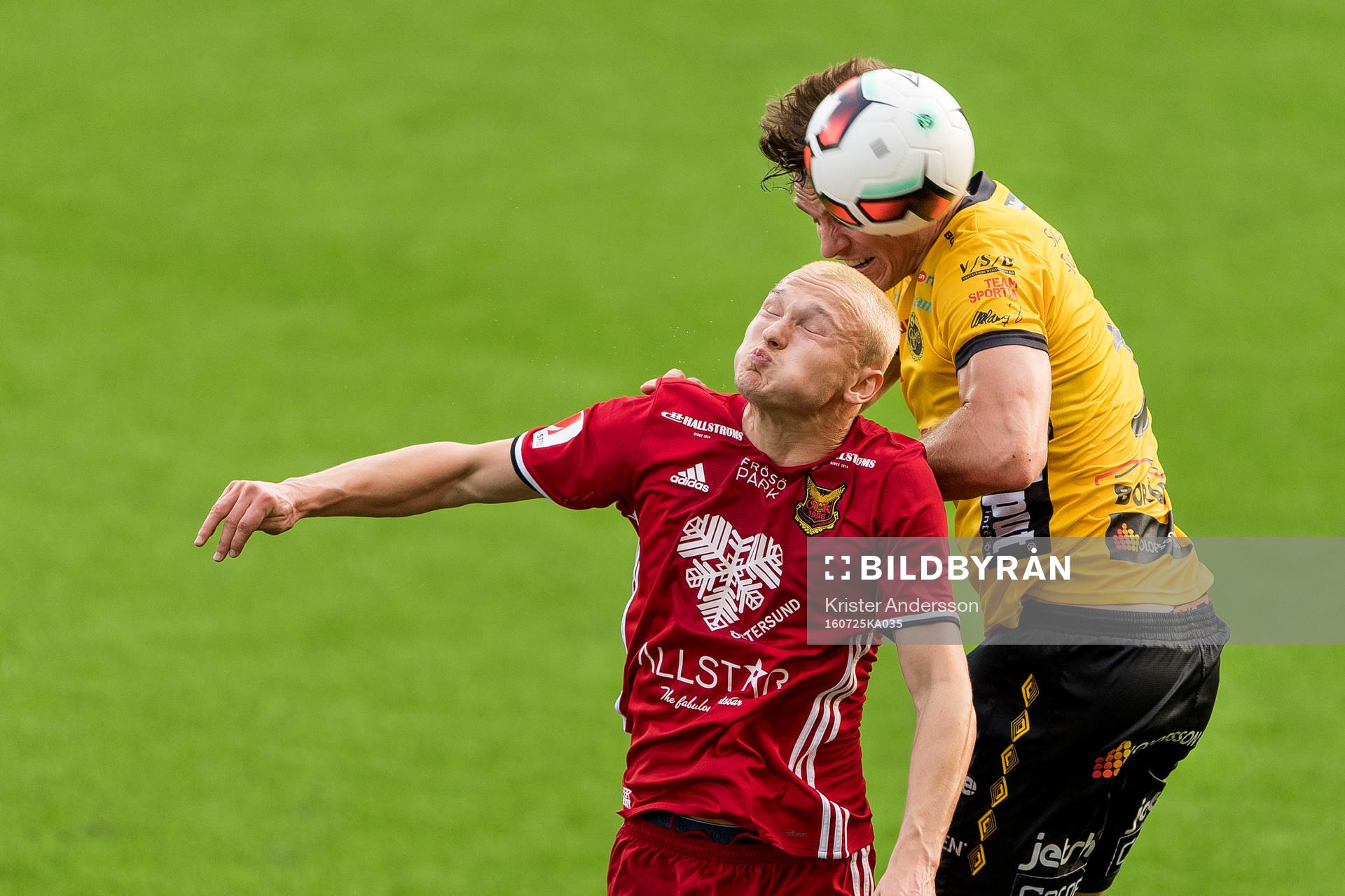 Östersunds Piotr Johansson och Elfsborgs Jörgen Horn