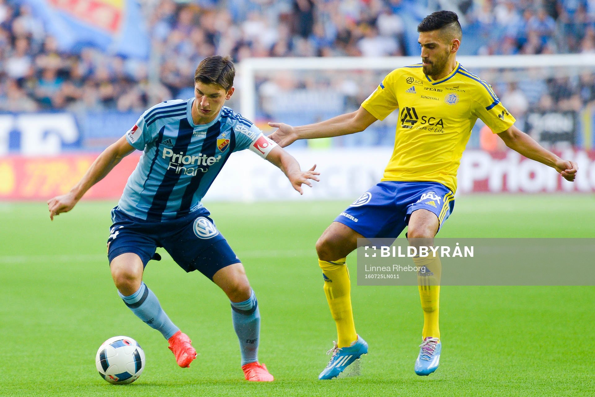 Djurgårdens Besard Sabovic och Sundsvalls Stefan Silva