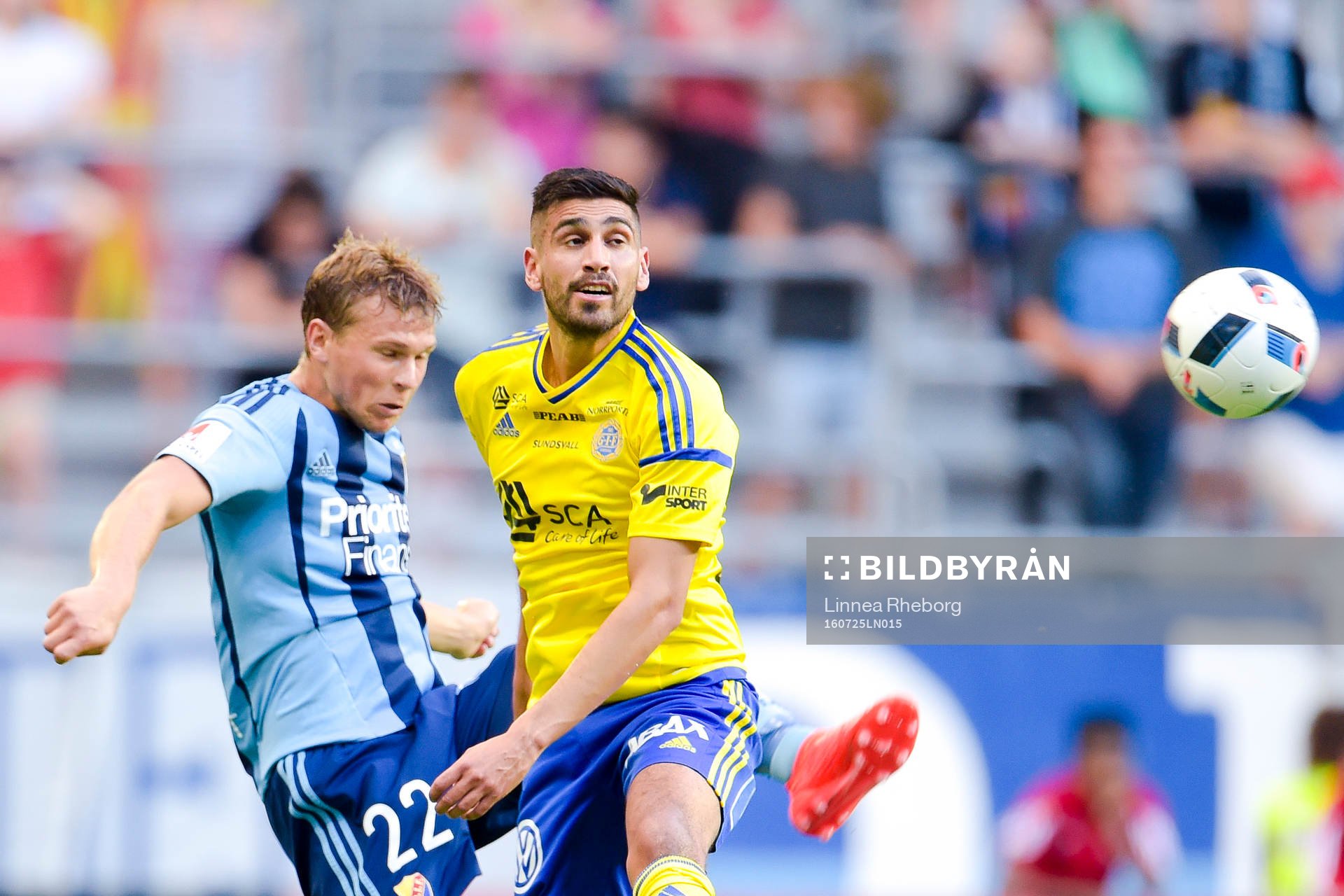 Djurgårdens Jesper Karlström och Sundsvalls Stefan Silva