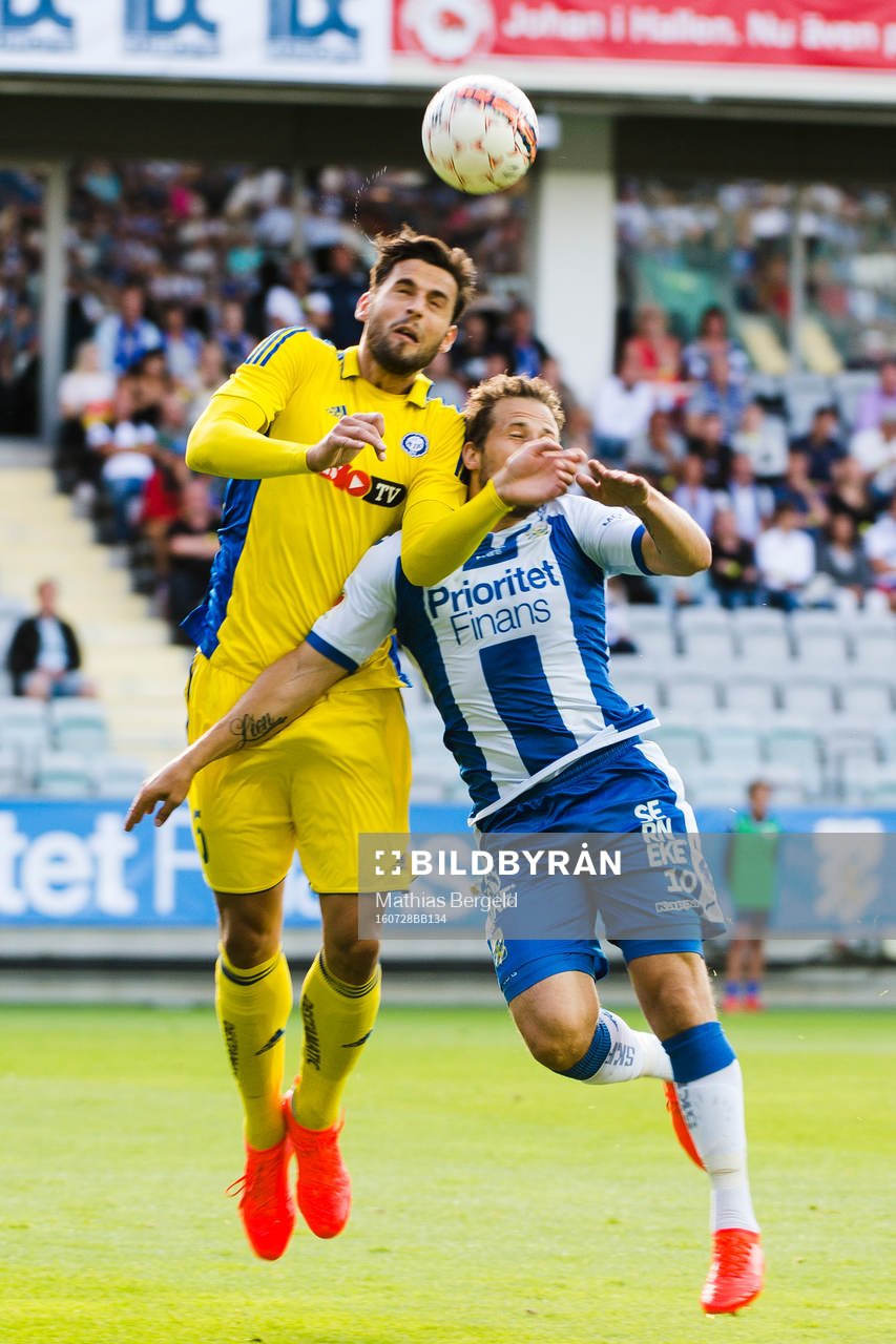 HJK Helsingfors Lum Rexhepi  och IFK Göteborgs Tobias