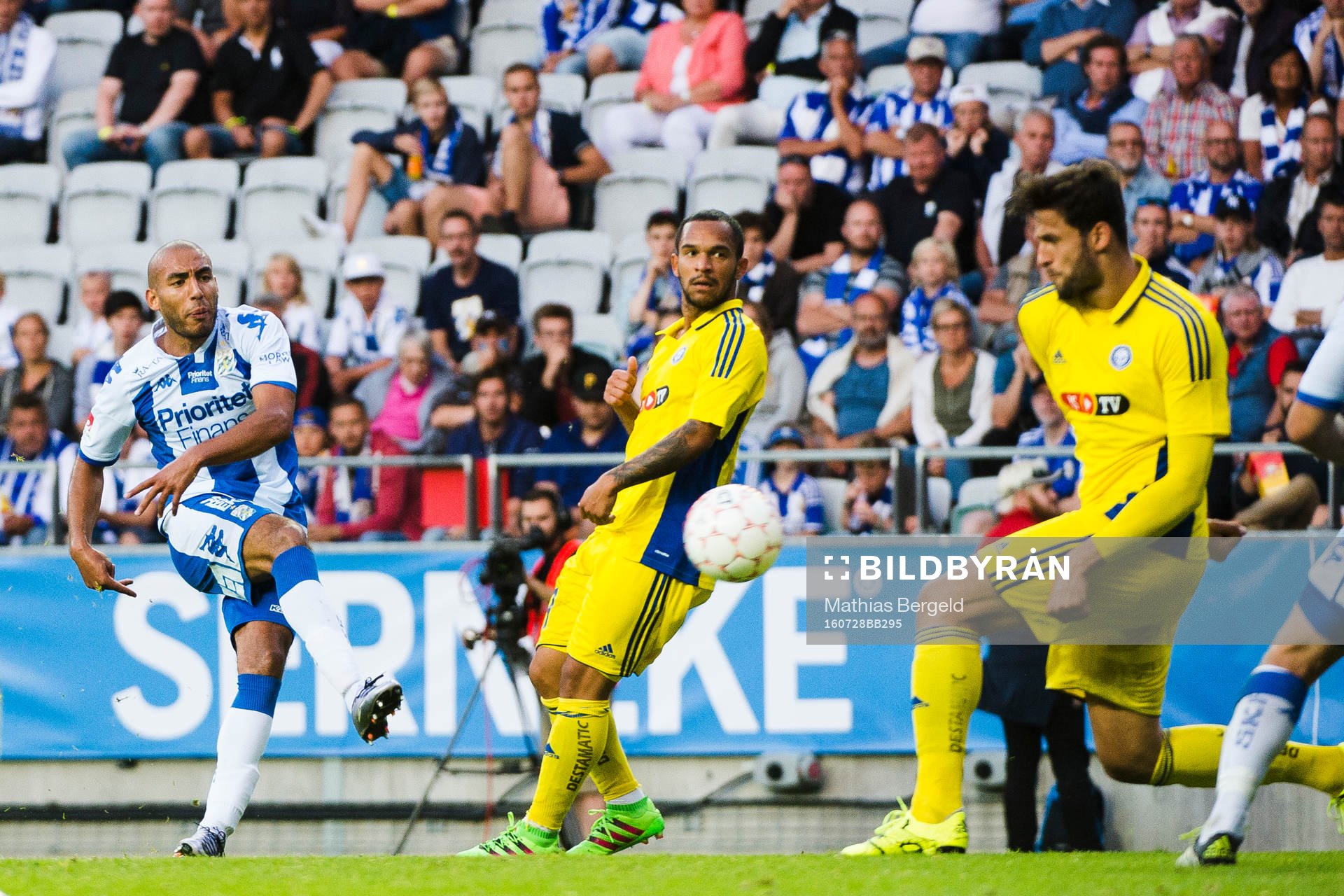 IFK Göteborgs Haitam Aleesami skjuter