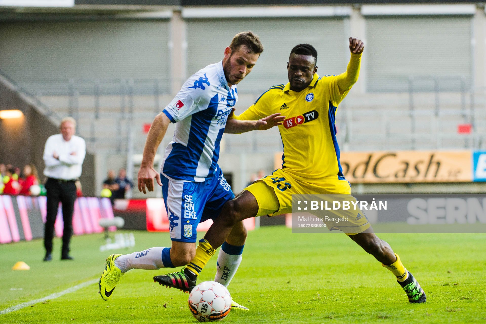 IFK Göteborgs Emil Salomonsson och HJK Helsingfors Richard