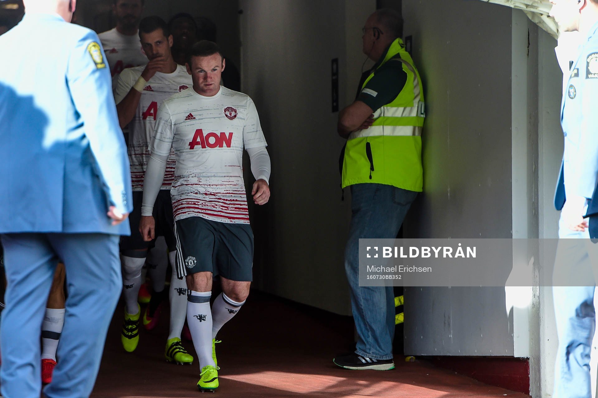 Manchester Uniteds Wayne Rooney  före fotbollsmatchen