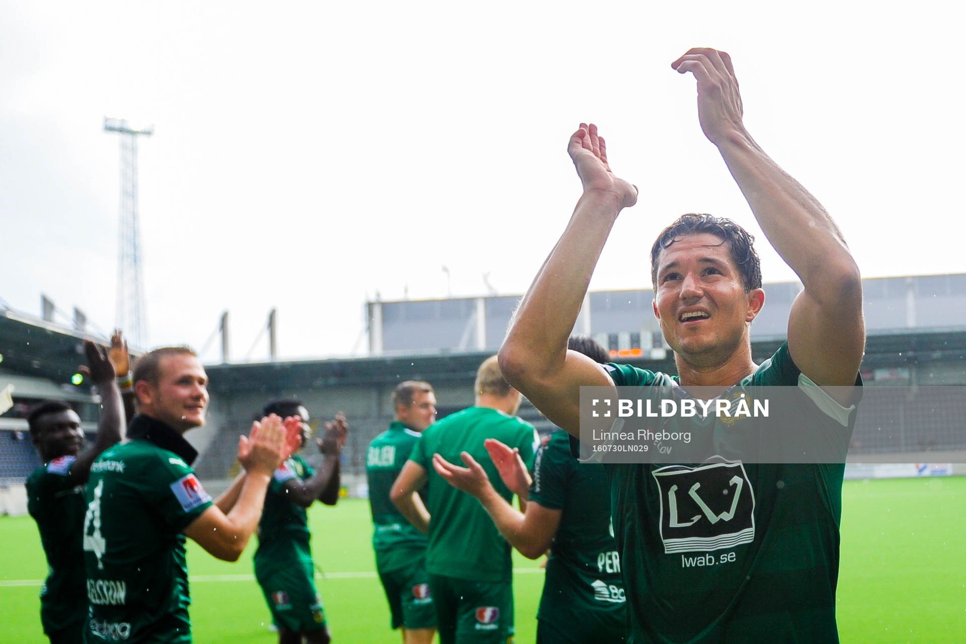 Hammarbys David Boo Wiklander jublar