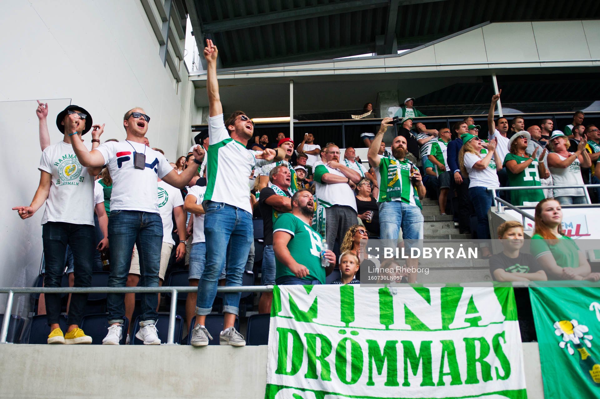 Hammarbys fans jublar