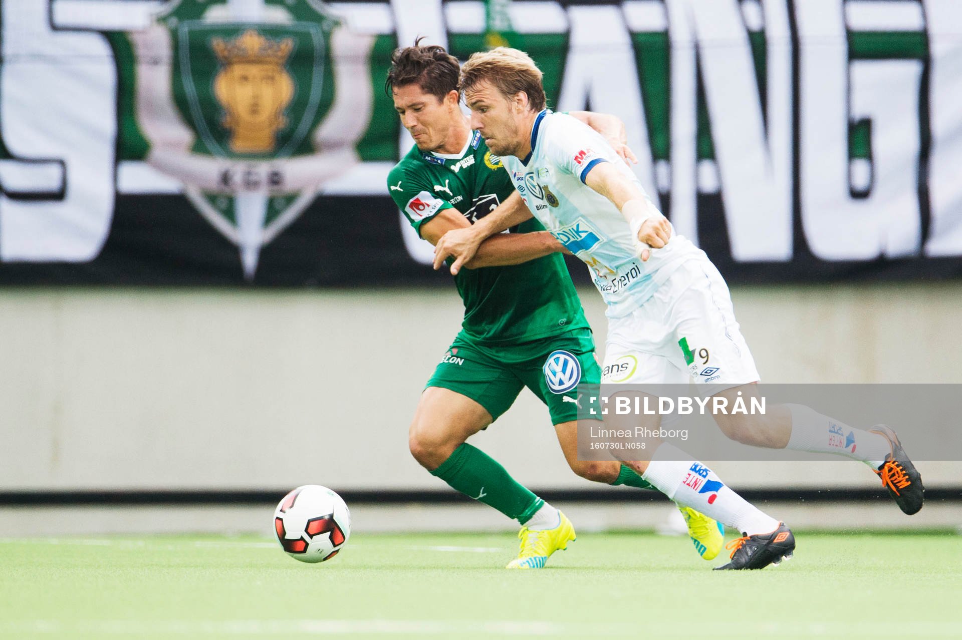 Hammarbys David Boo Wiklander och Gefles Johan Oremo