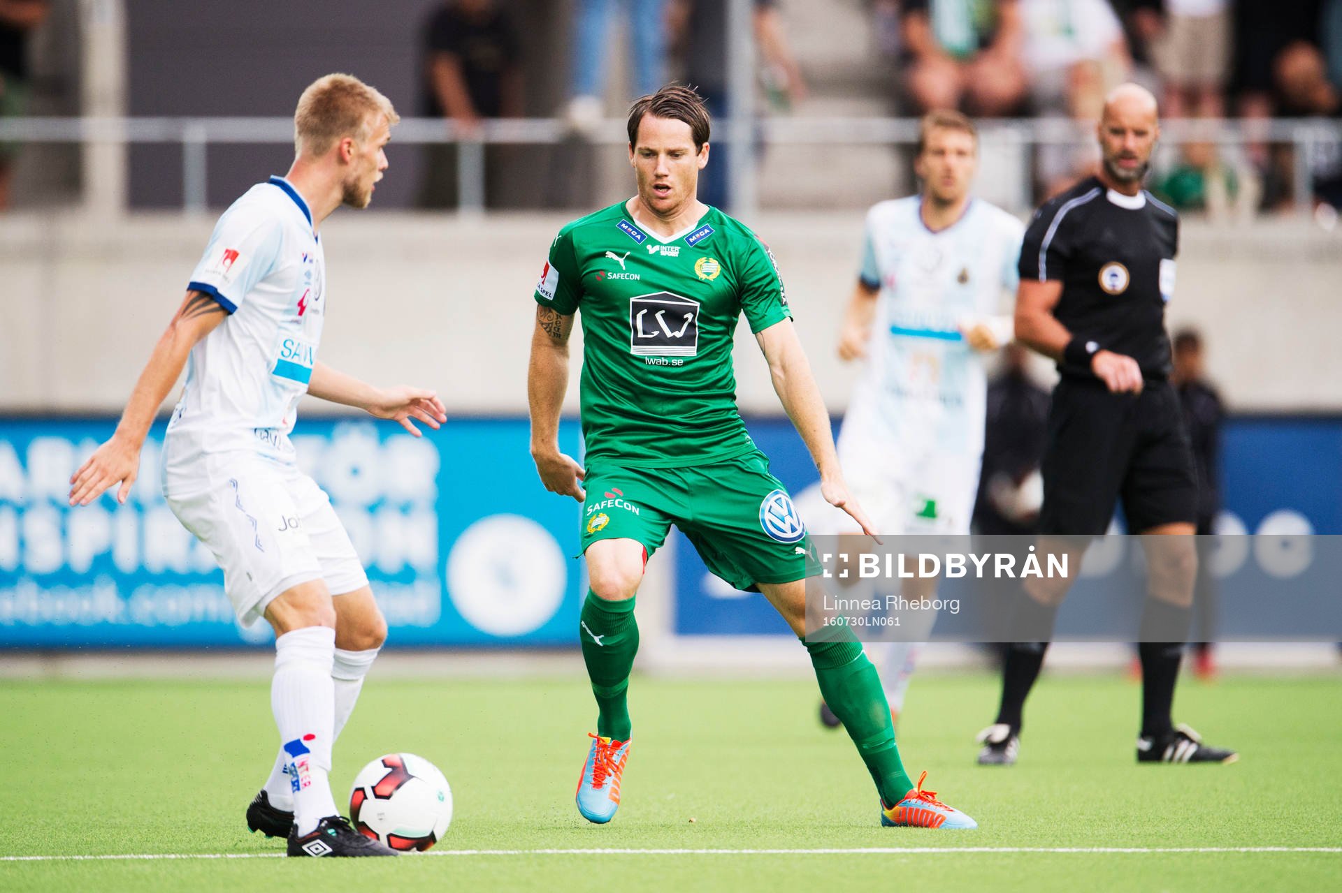 Hammarbys Johan Persson och Gefles Robin Nilsson