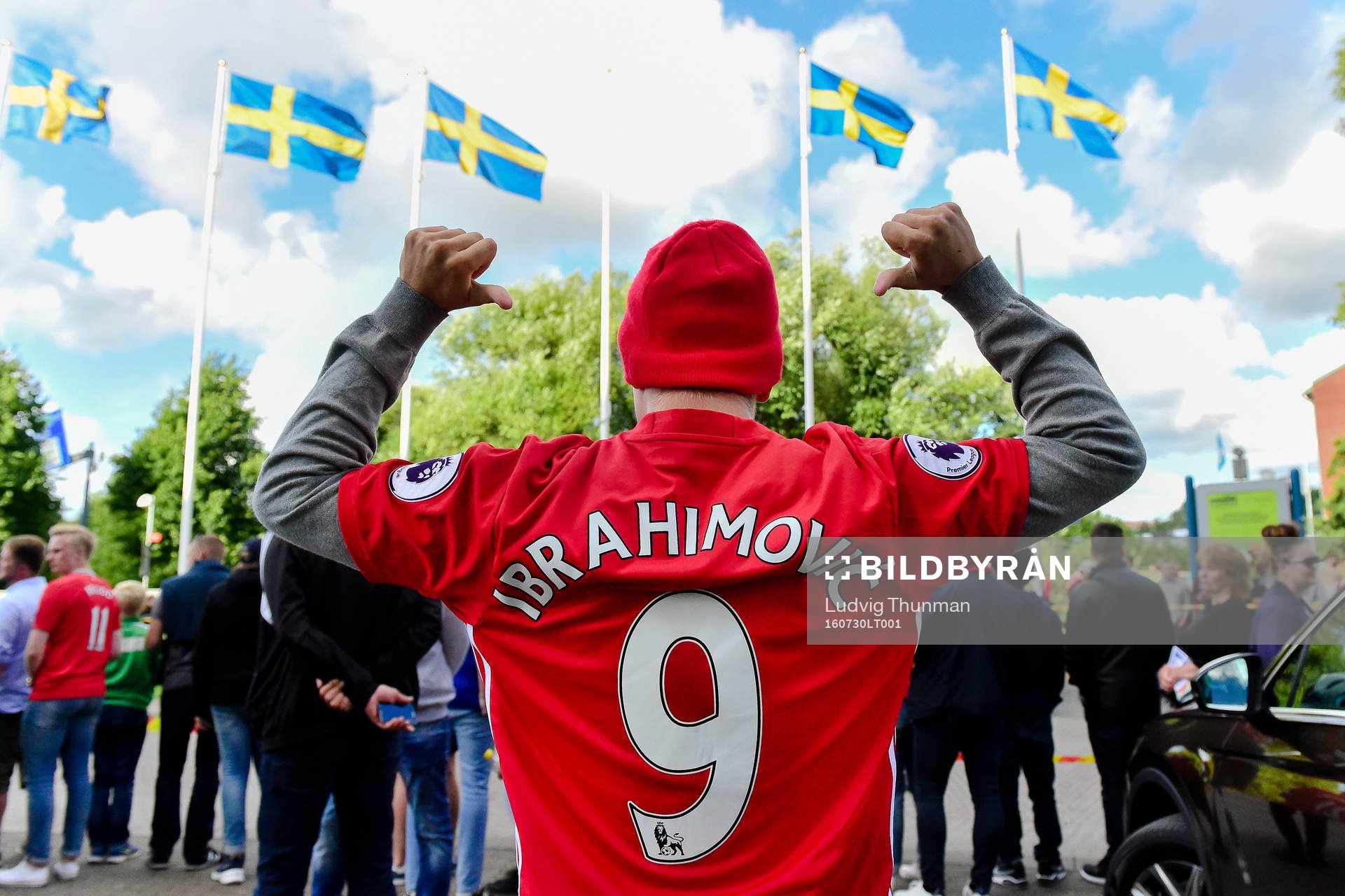 Manchester Uniteds supporter med Zlatan Ibrahimovic tröja