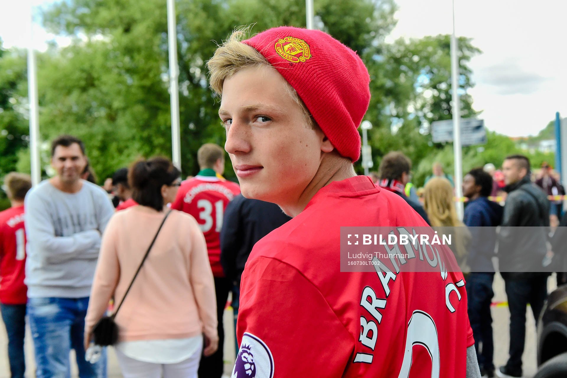 Manchester Uniteds supporter med Zlatan Ibrahimovic tröja