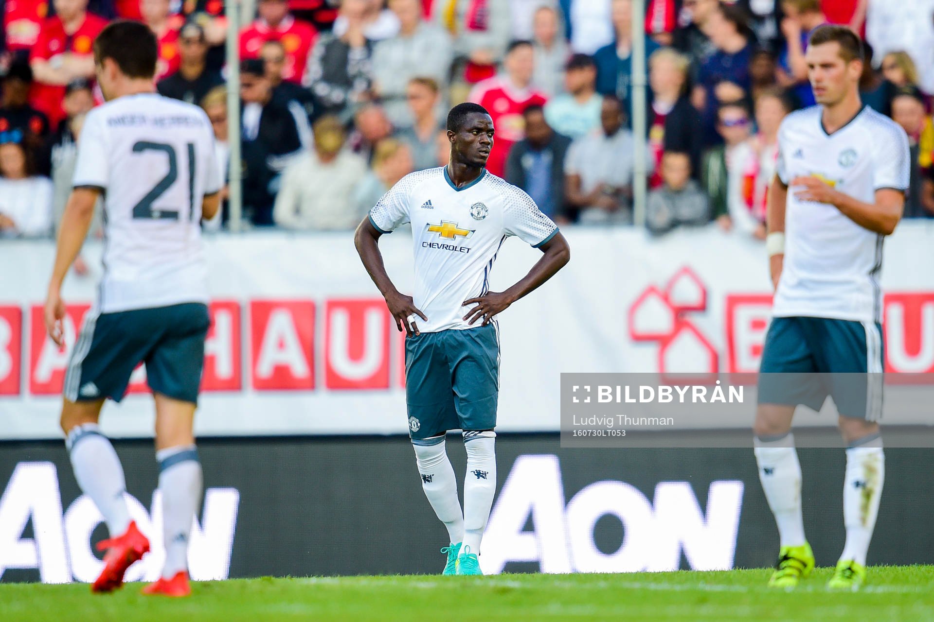 Manchester Uniteds Ander Herrera och Eric Bailly  deppar