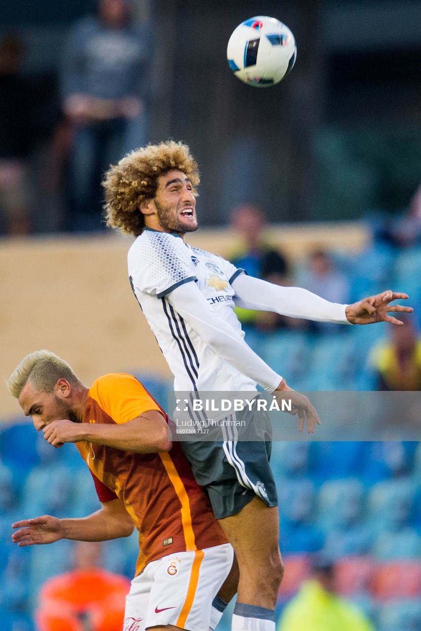 Manchester Uniteds Marouane Fellaini