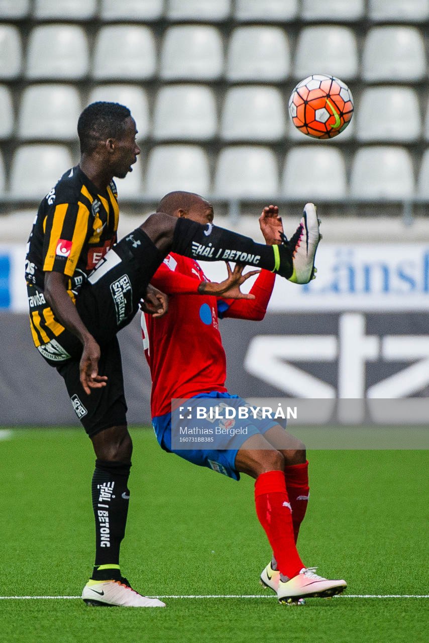 Häckens Demba Savage och Helsingborgs Amethyst Bradley