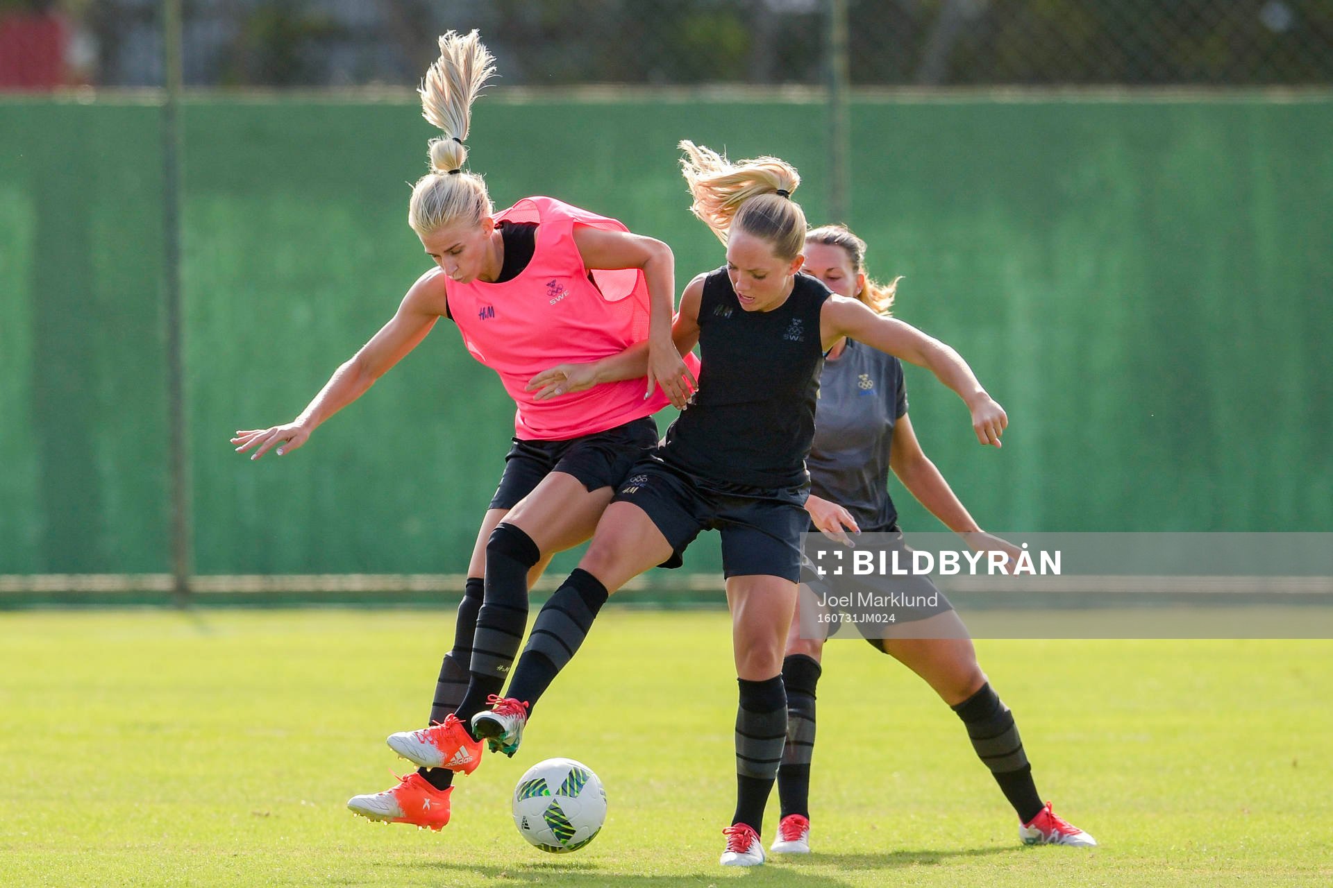 Sofia Jakobsson och Elin Rubensson