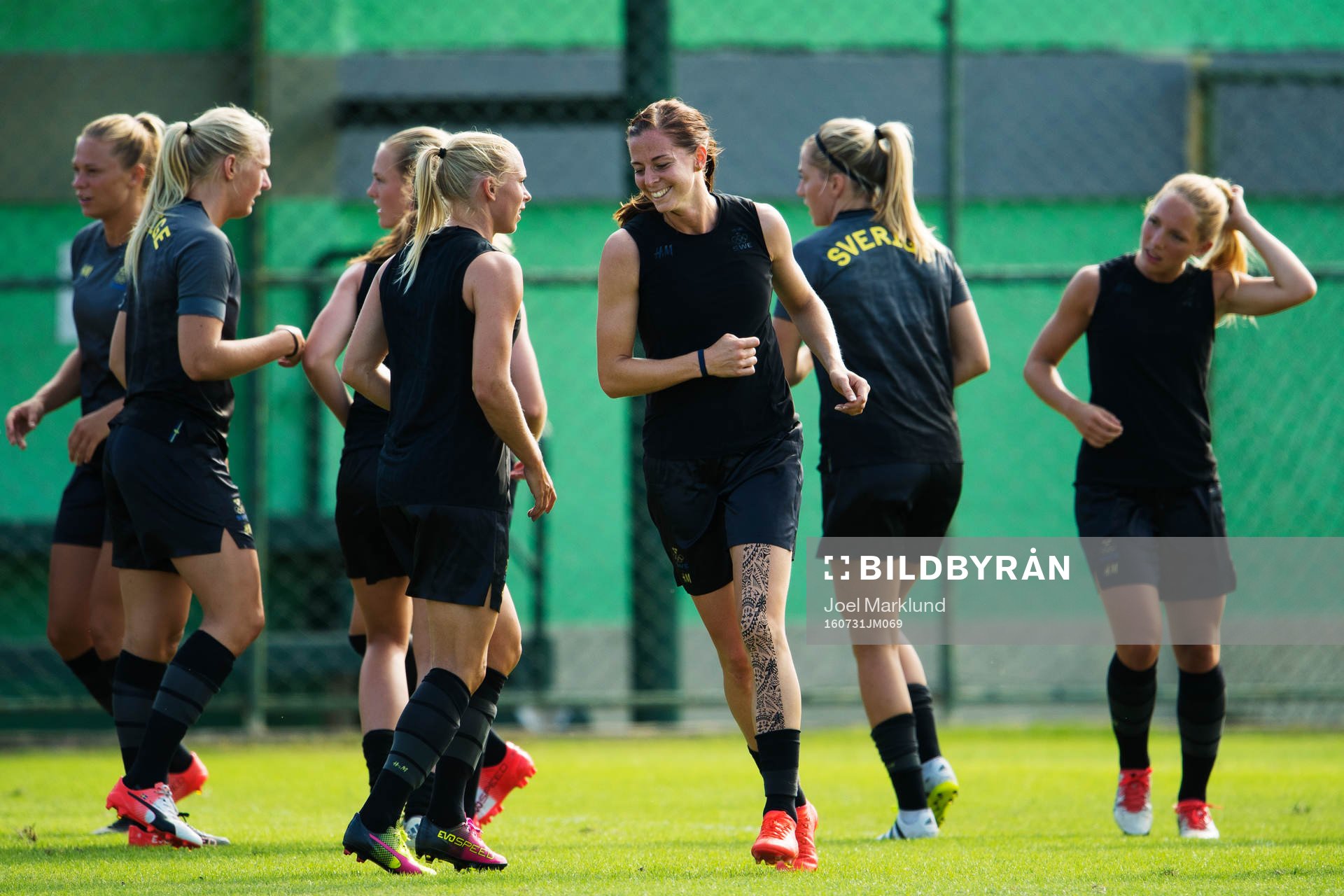Lotta Schelin ler