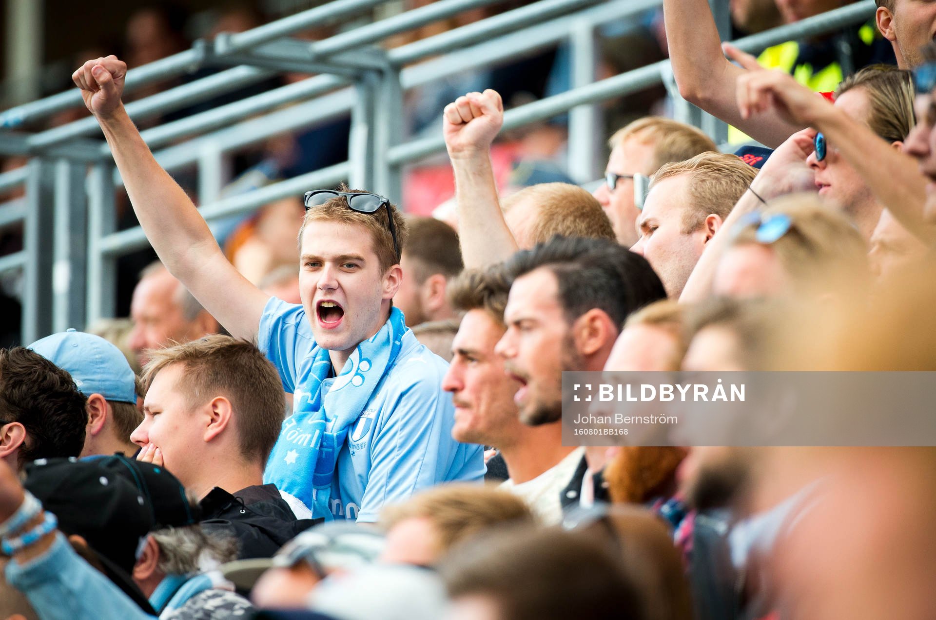 Malmö FFs Vidar Örn Kjartansson gör 0-2 och jublar