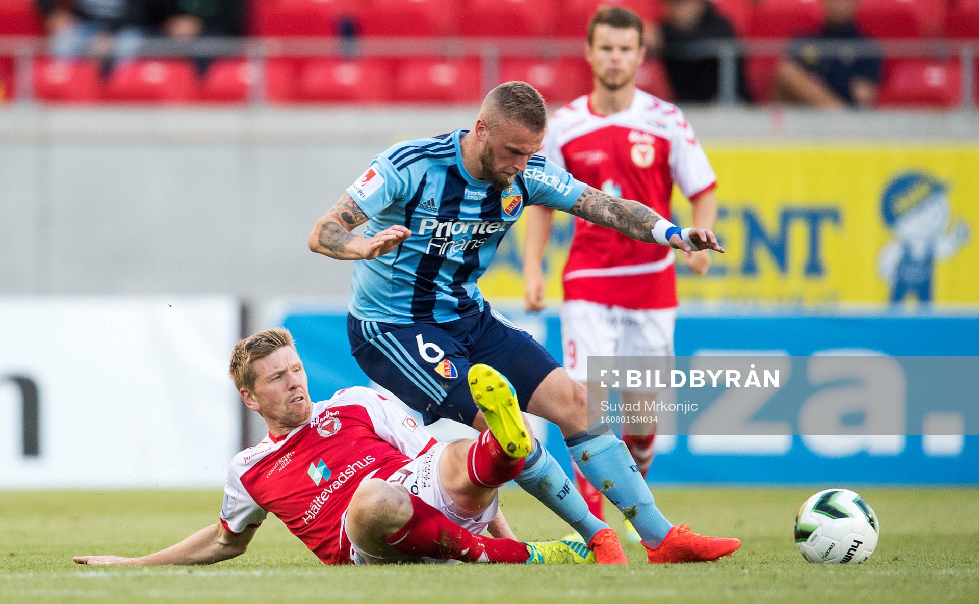 Kalmars David Elm och Djurgårdens Alexander Faltsetas