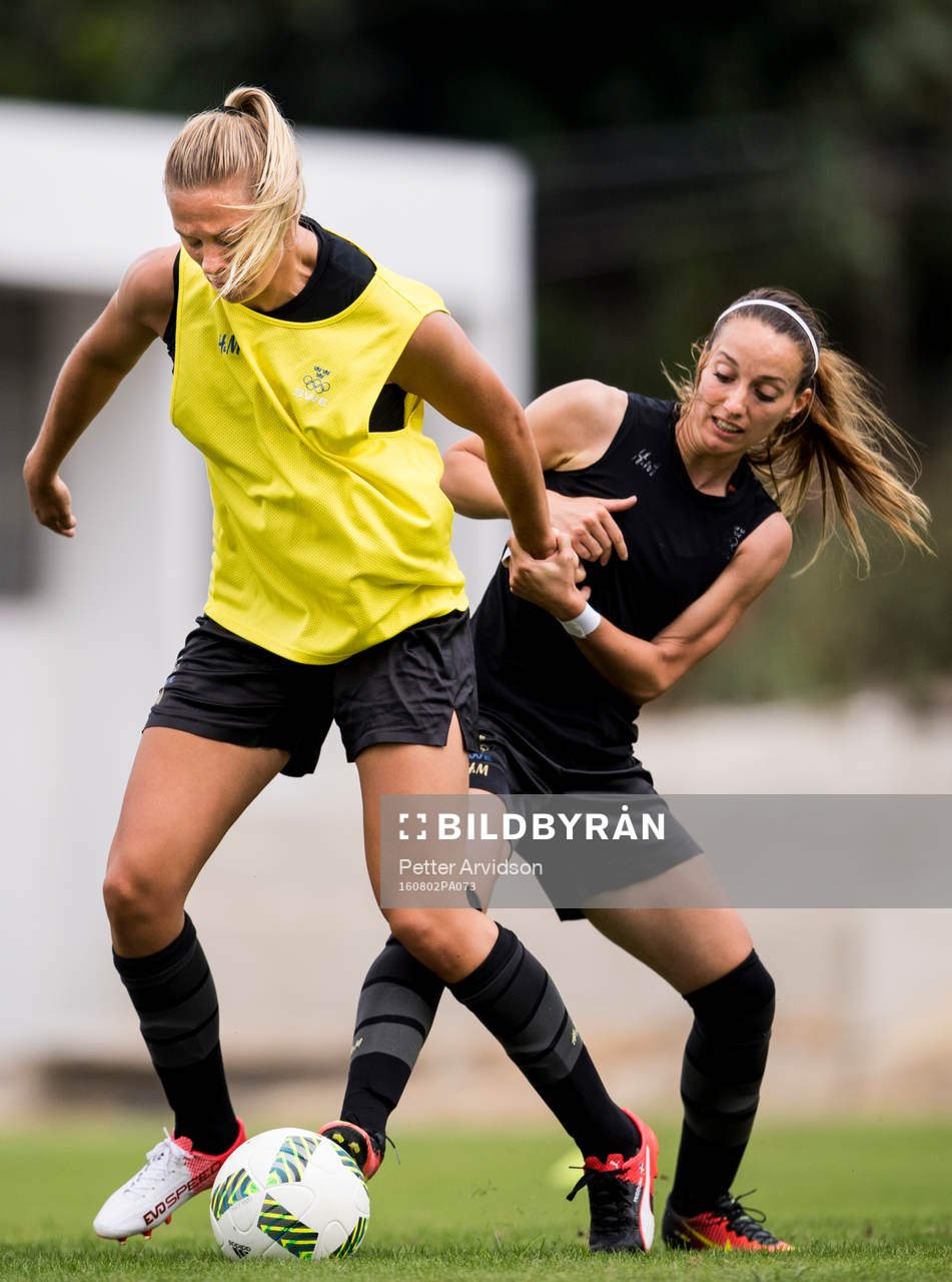 Fridolina Rolfö och Kosovare Asllani