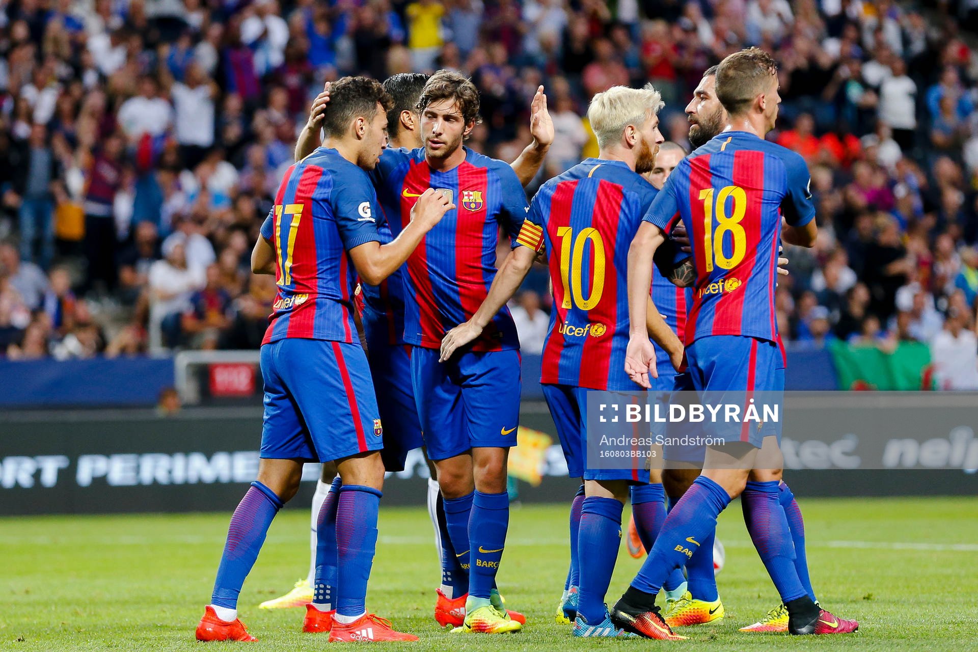 Barcelonas Munir El Haddadi jublar