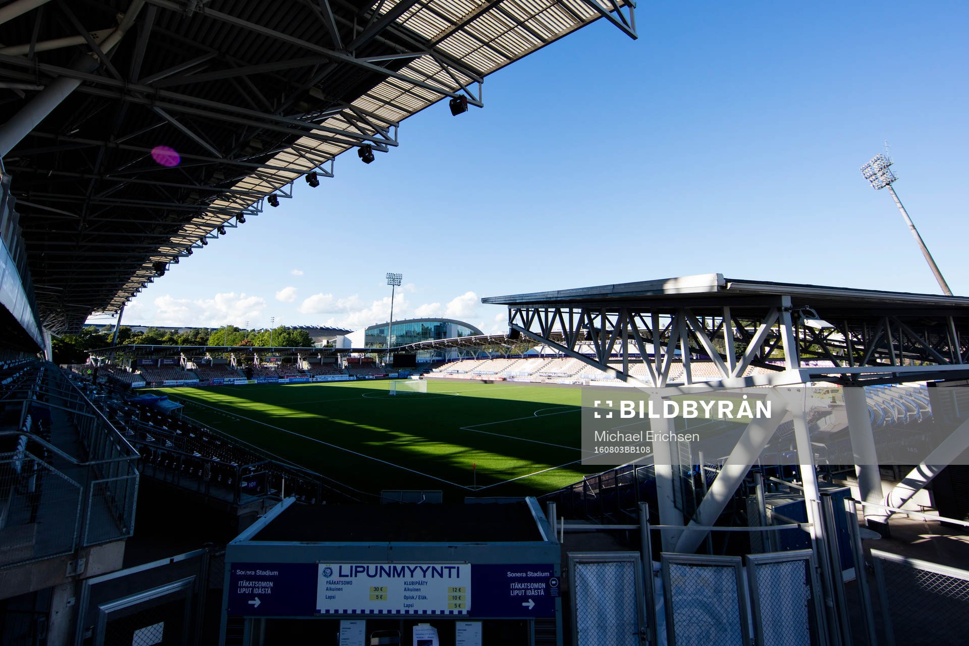 HJK Helsingfors hemmaplan Sonera Stadium innan en