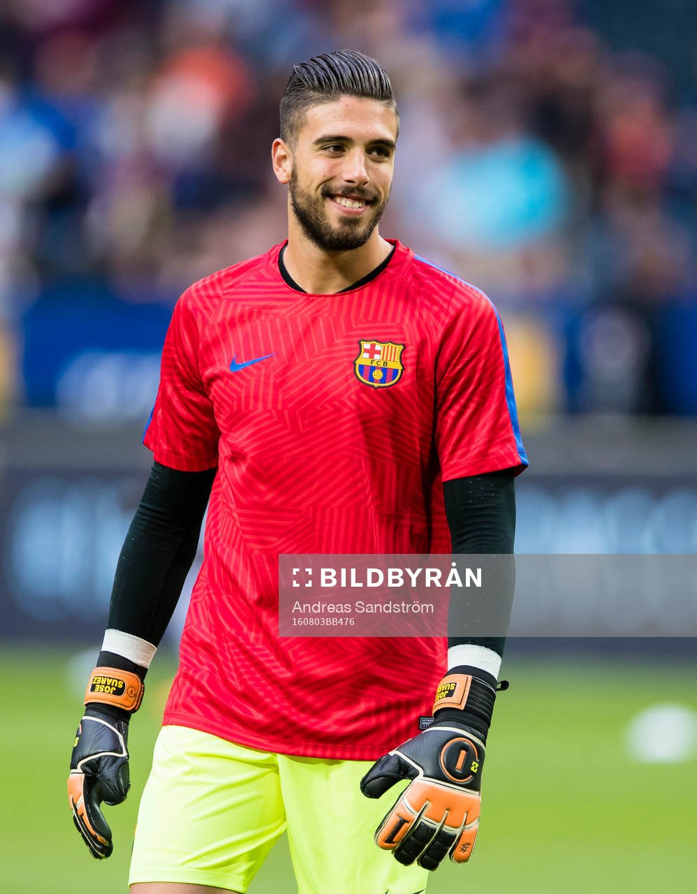 Barcelonas målvakt Jose Suarez Garcia