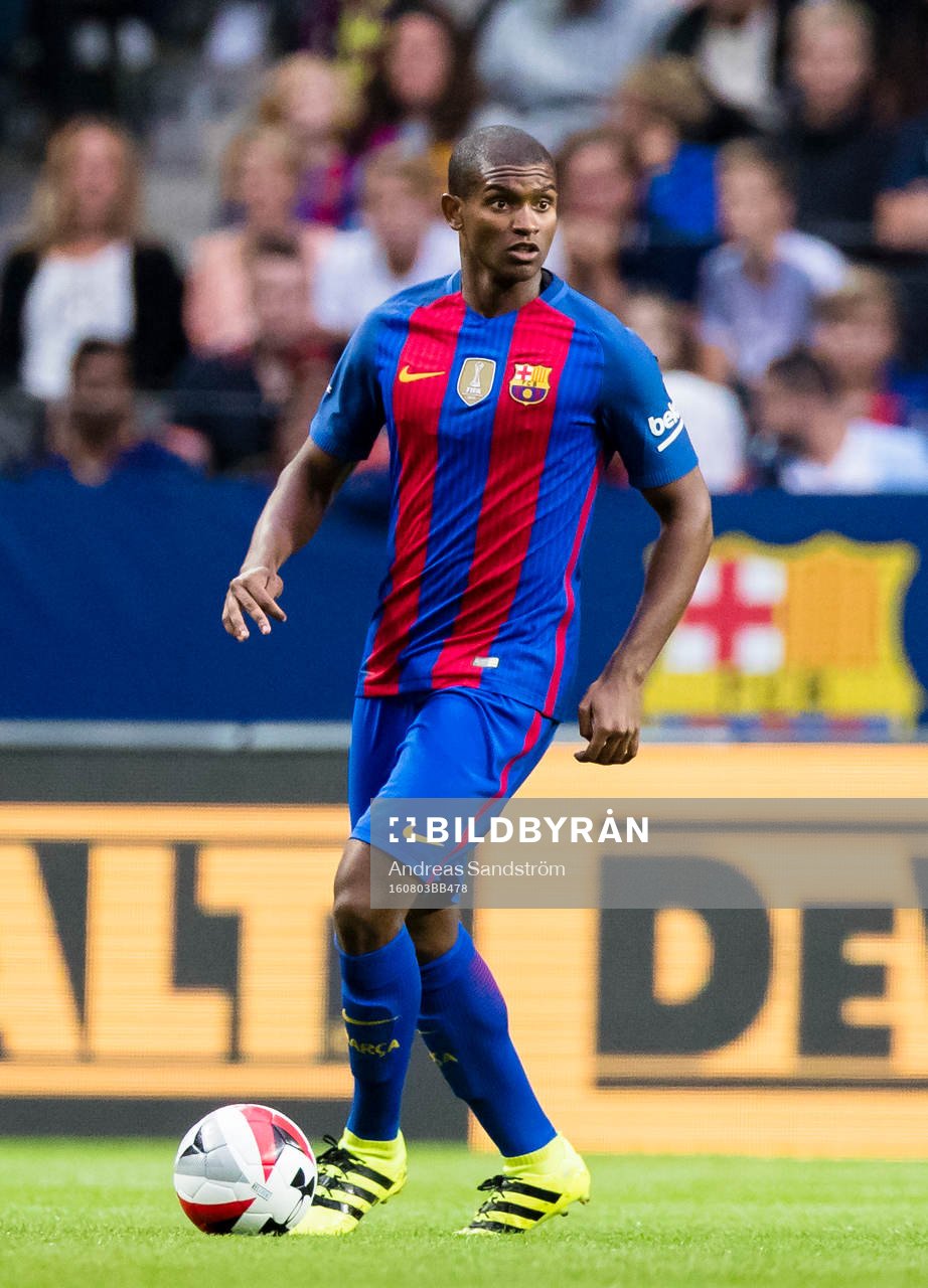 Barcelonas Marlon Santos