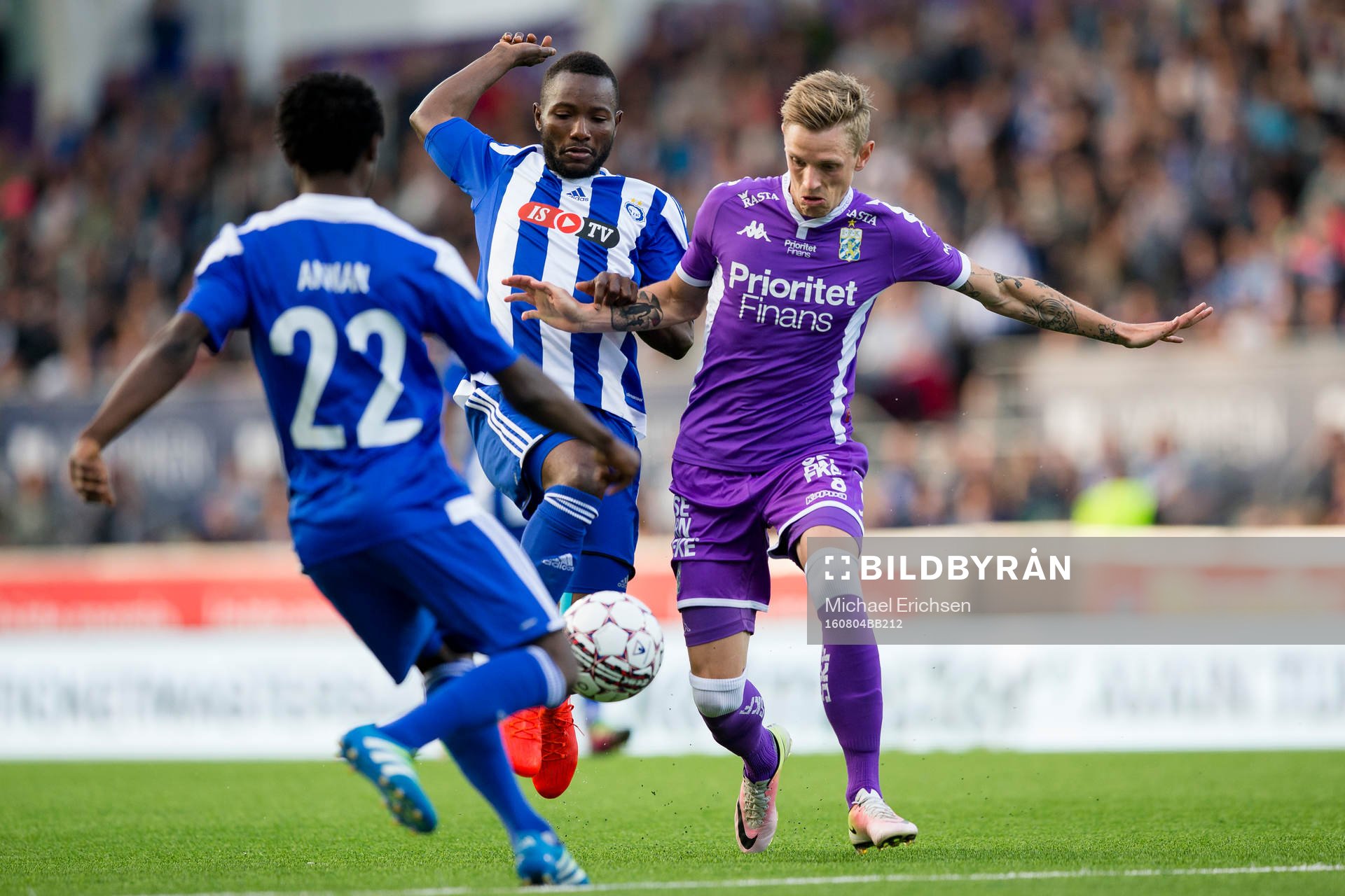 IFK Göteborgs Sören Rieks mot HJK Helsingfors Medo och