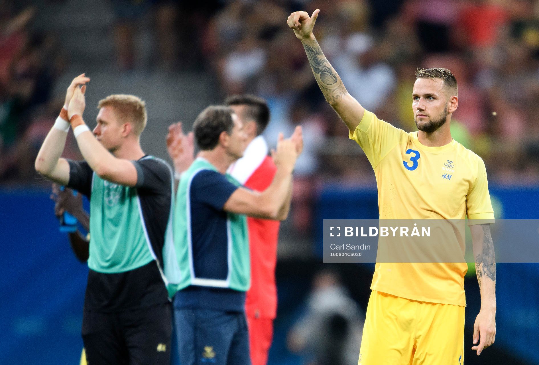 Sveriges Alexander Milosevic tackar publiken