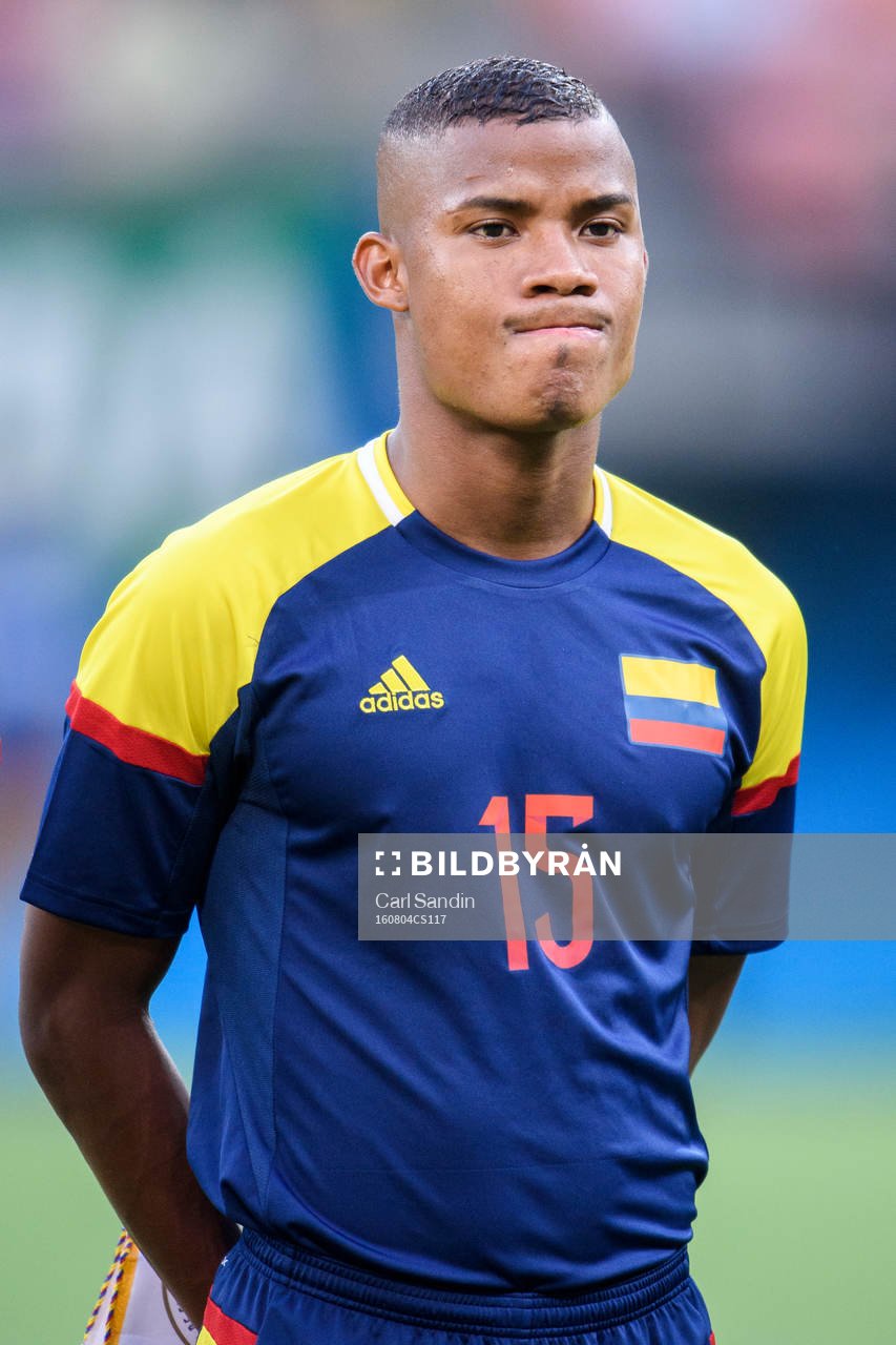 Colombias Wilmar Barrios vid lineup innan fotbollsmatchen