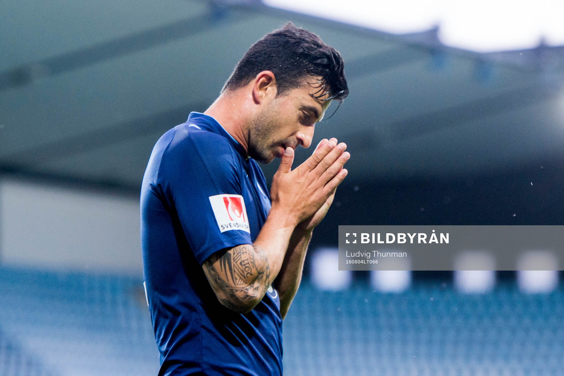 Malmö FFs Behrang Safari deppar