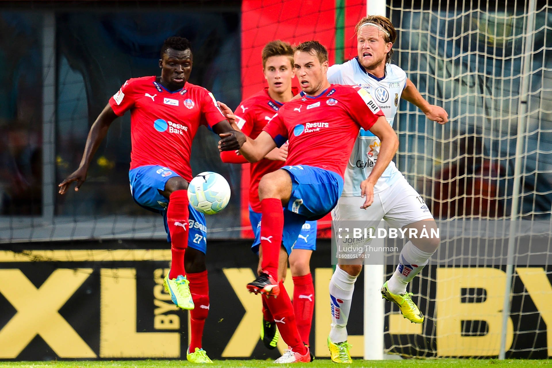 Helsingborgs Lalawélé Atakora och Jonathan Larsson