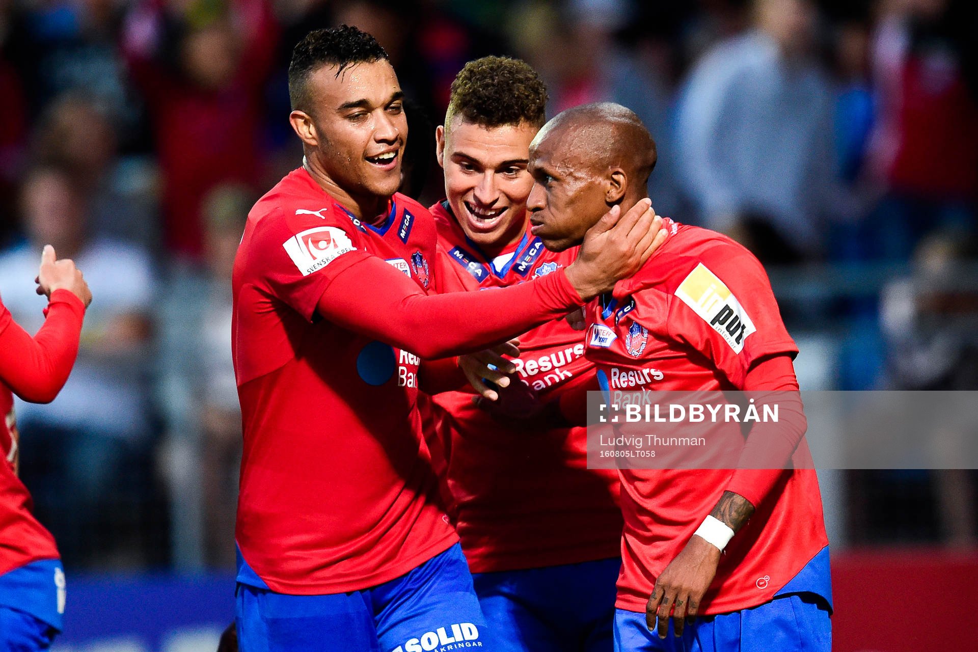 Helsingborgs Tyrell Rusike , Jordan Larsson och Amethyst