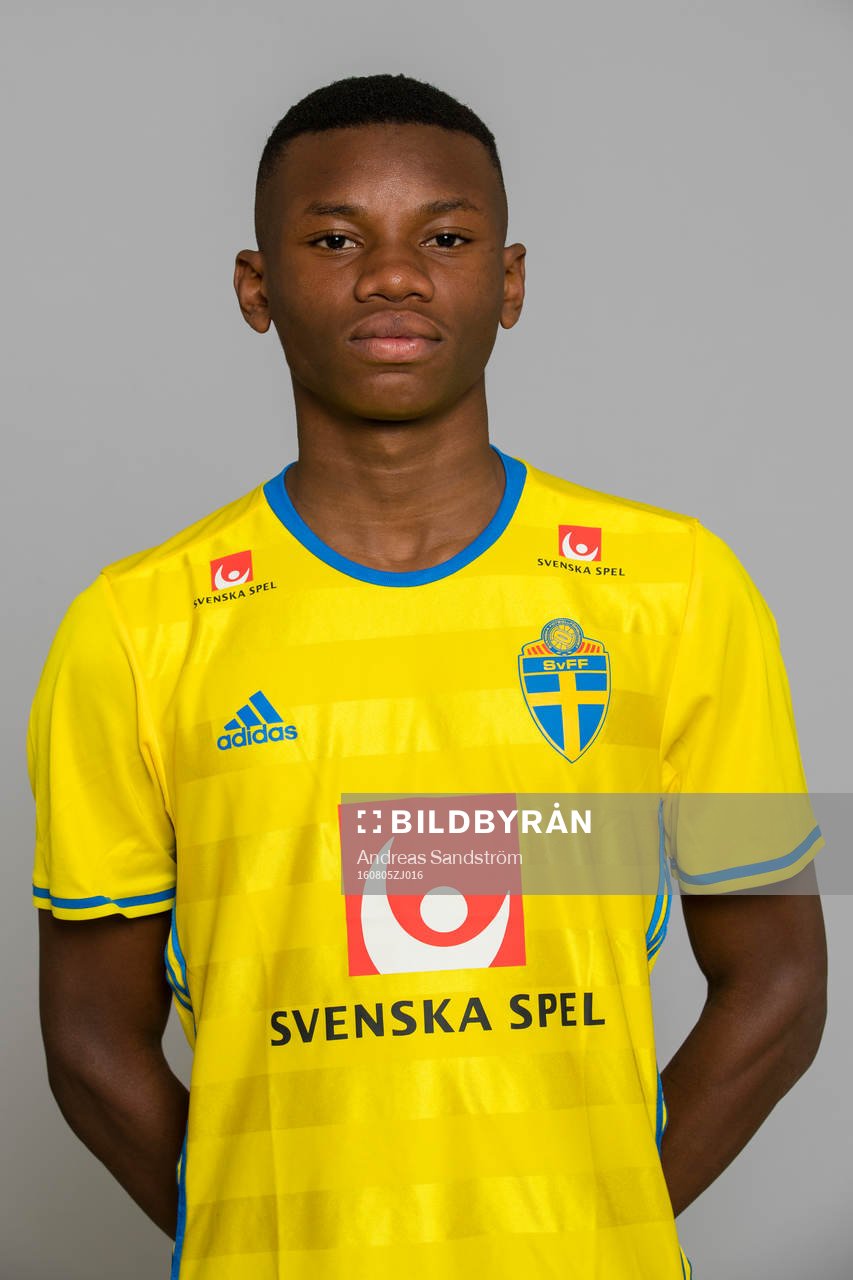 Sylvin Kayembe som spelar i P15/01 landslaget i fotboll