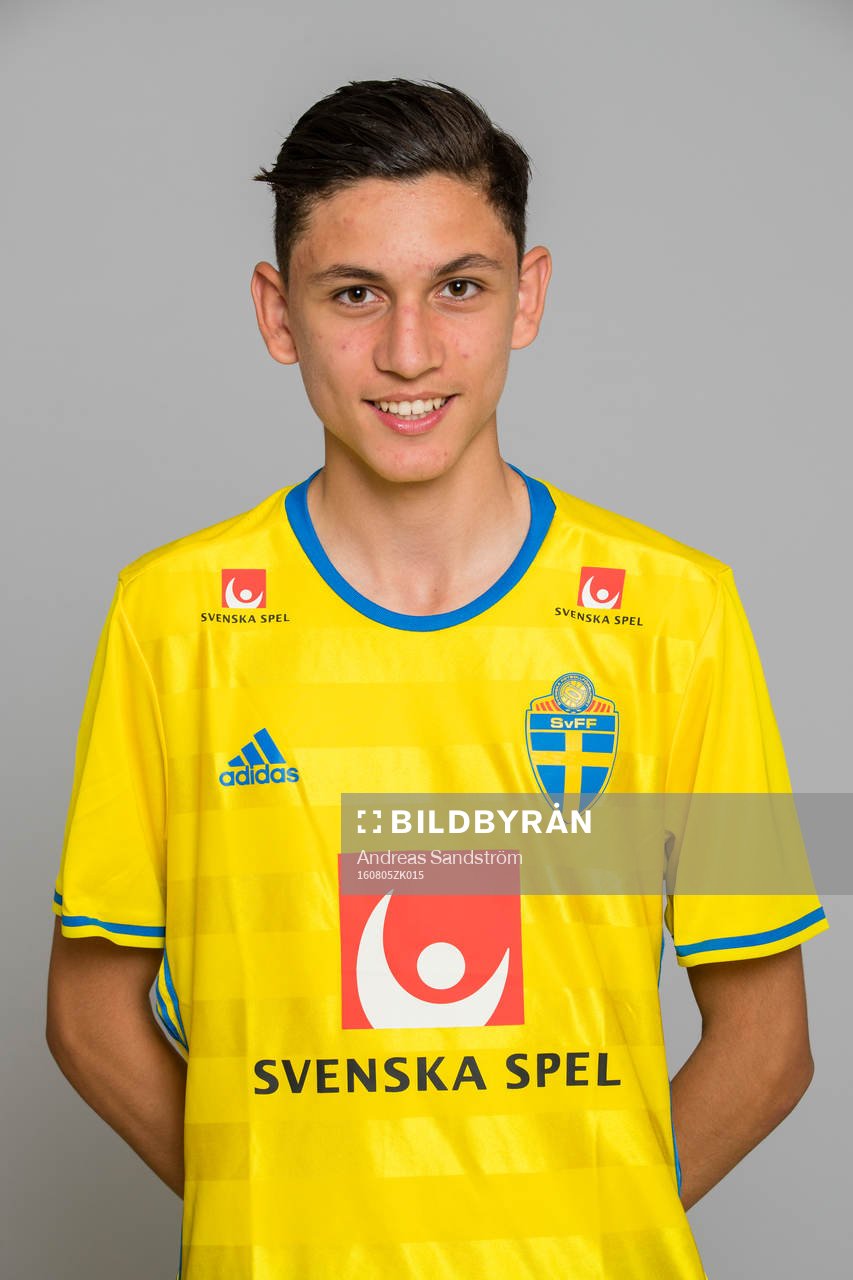 Youssef Fayad som spelar i P15/01 landslaget i fotboll