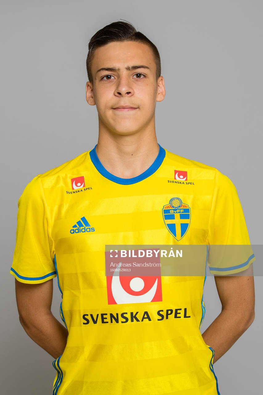 Adam Ben Lamine som spelar i P15/01 landslaget i fotboll
