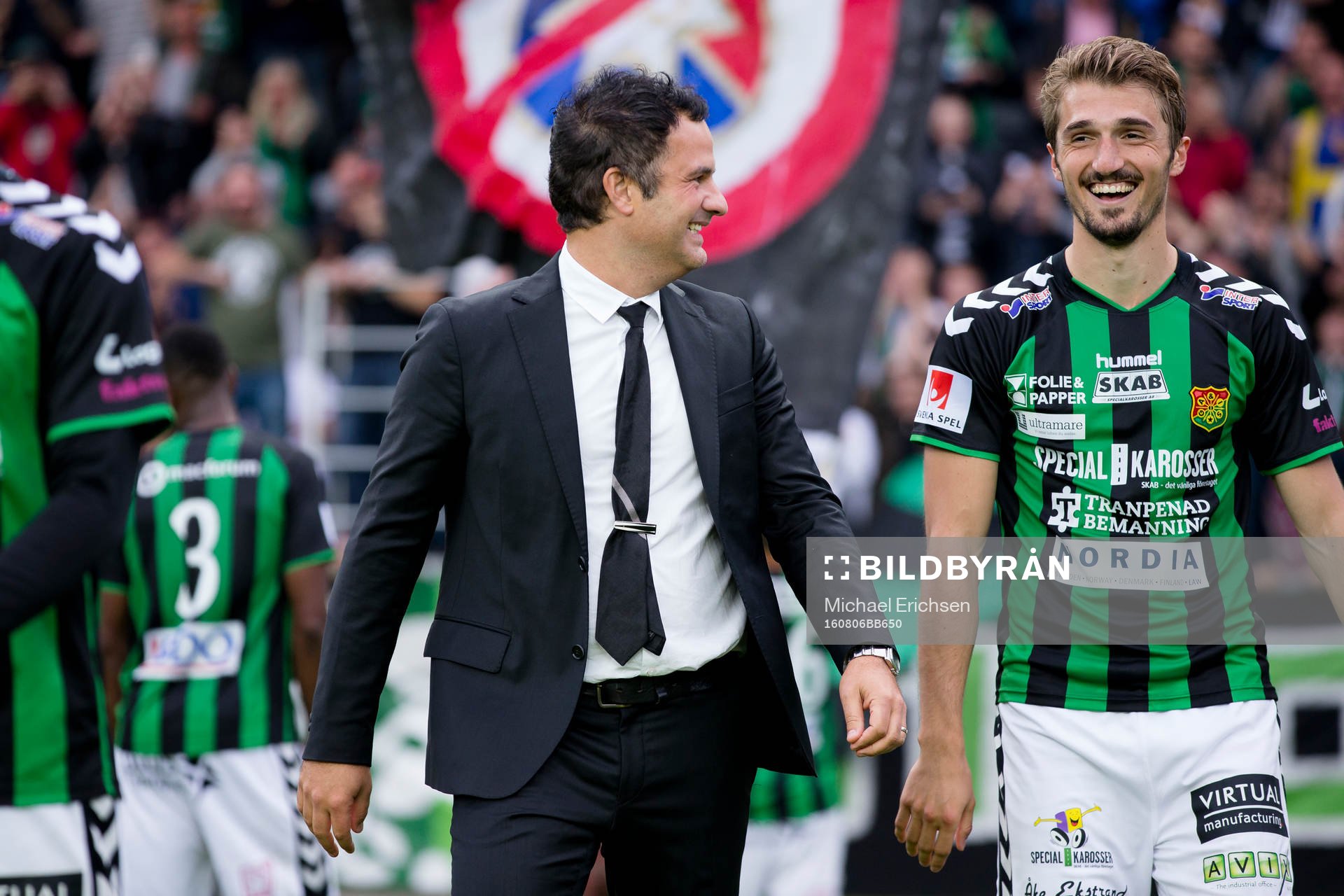 GAIS tränare Benjamin Westman och Dardan Rexhepi glada