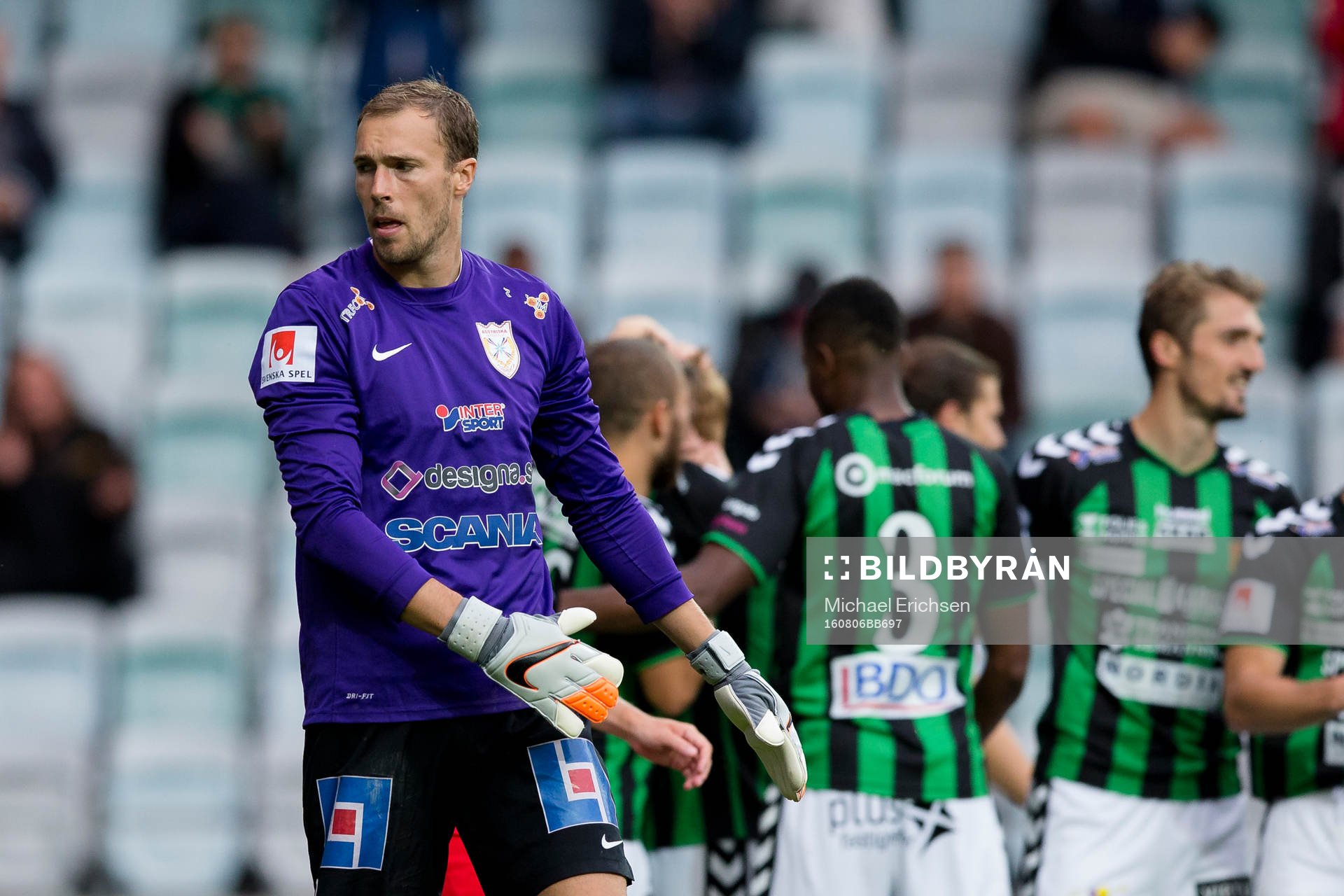 Assyriskas målvakt Robin Malmkvist deppar