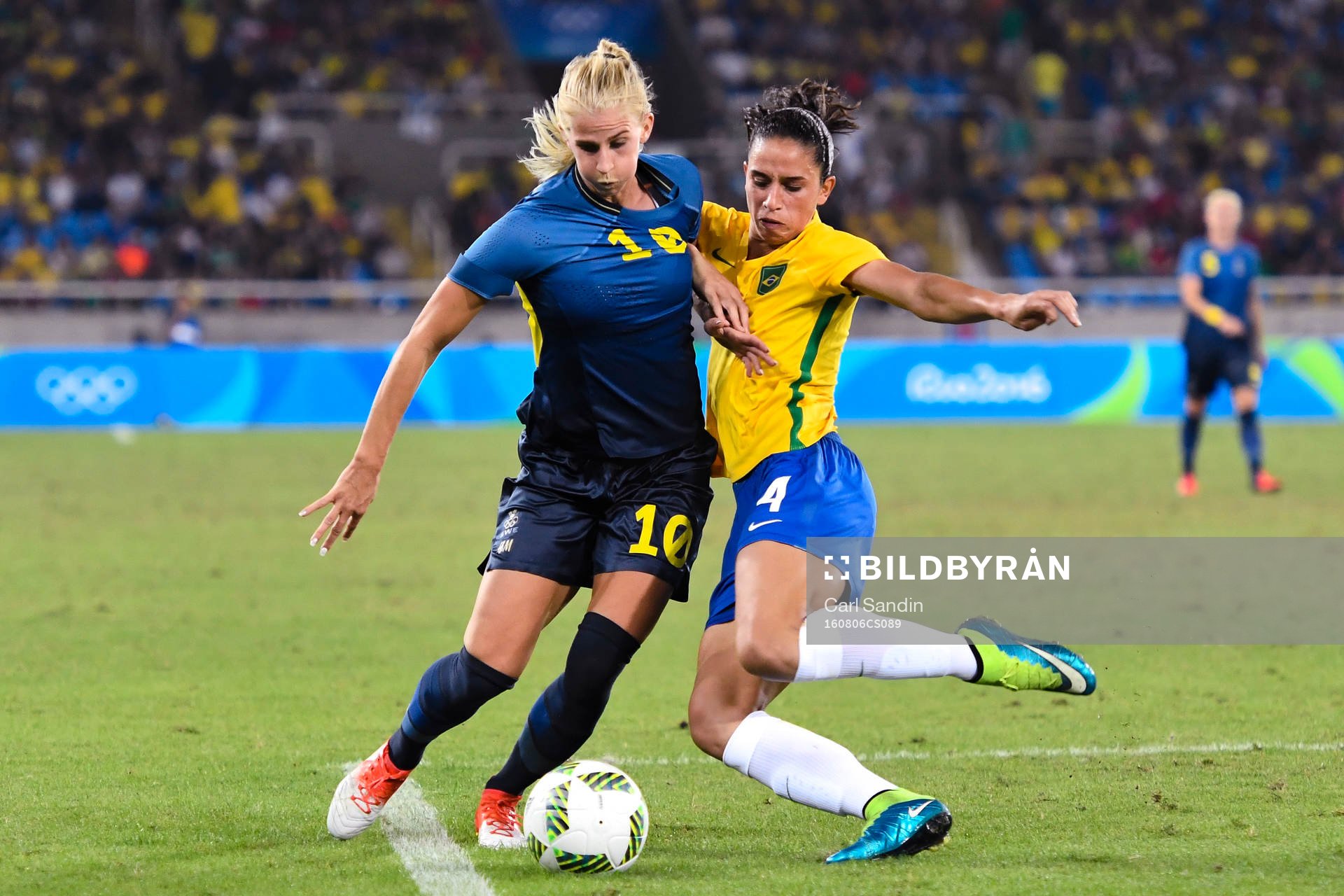 Sveriges Sofia Jakobsson och Brasiliens Rafaelle i