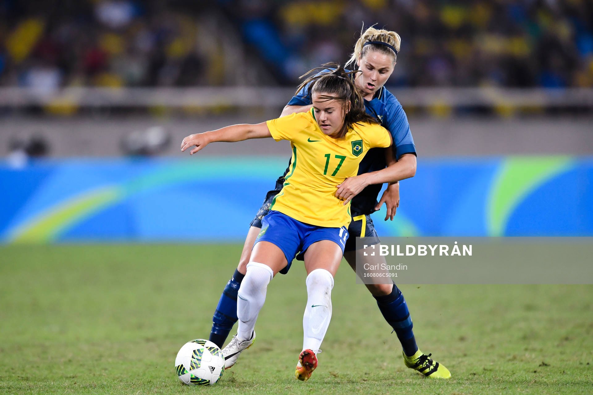 Brasiliens Andressa och Sveriges Lisa Dahlkvist  i