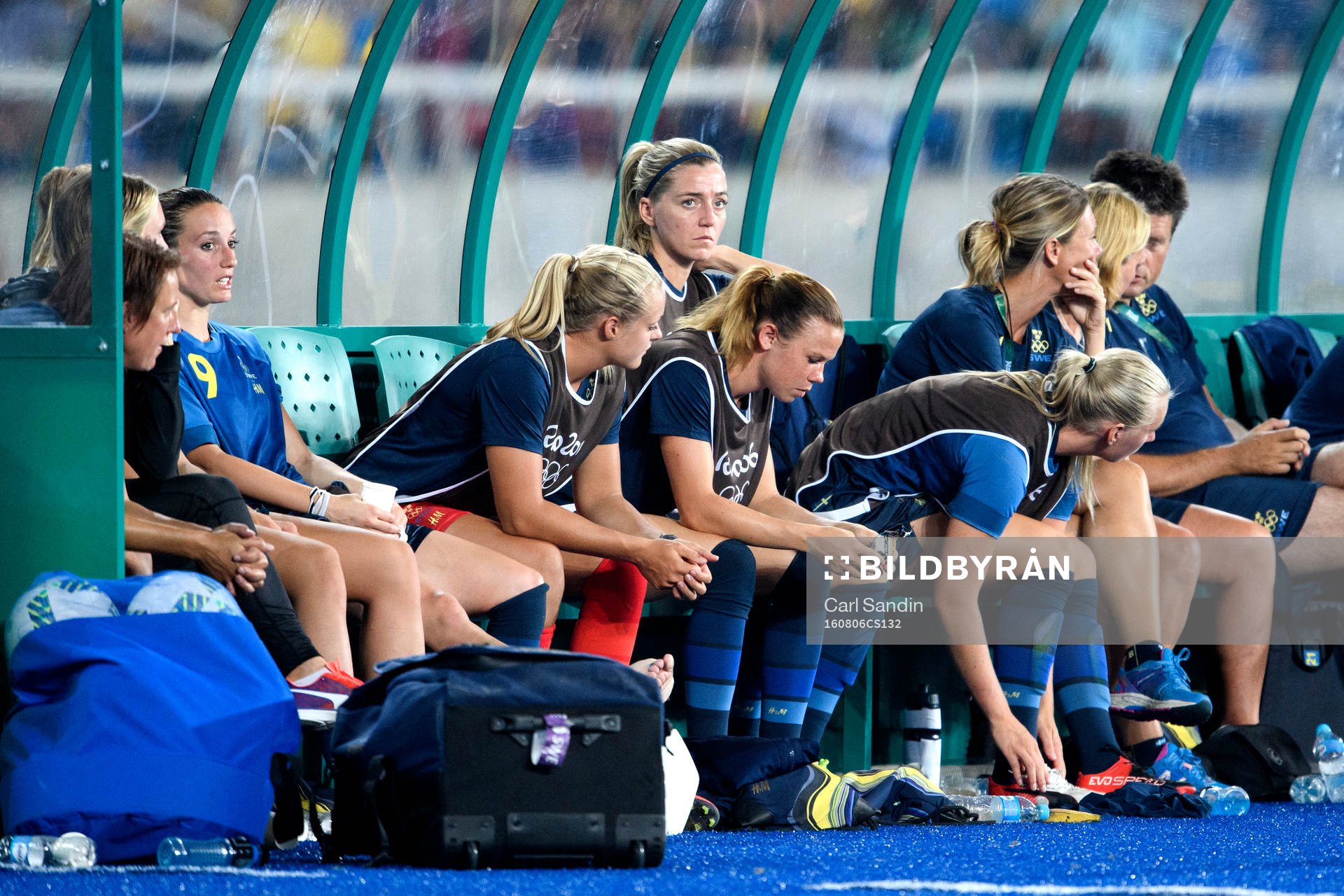 Sveriges Kosovare Asllani, målvakt Hilda Carlén, Linda