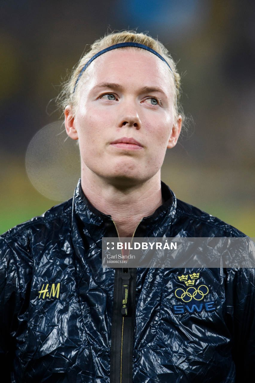 vid lineup innan fotbollsmatchen mellan Brasilien och