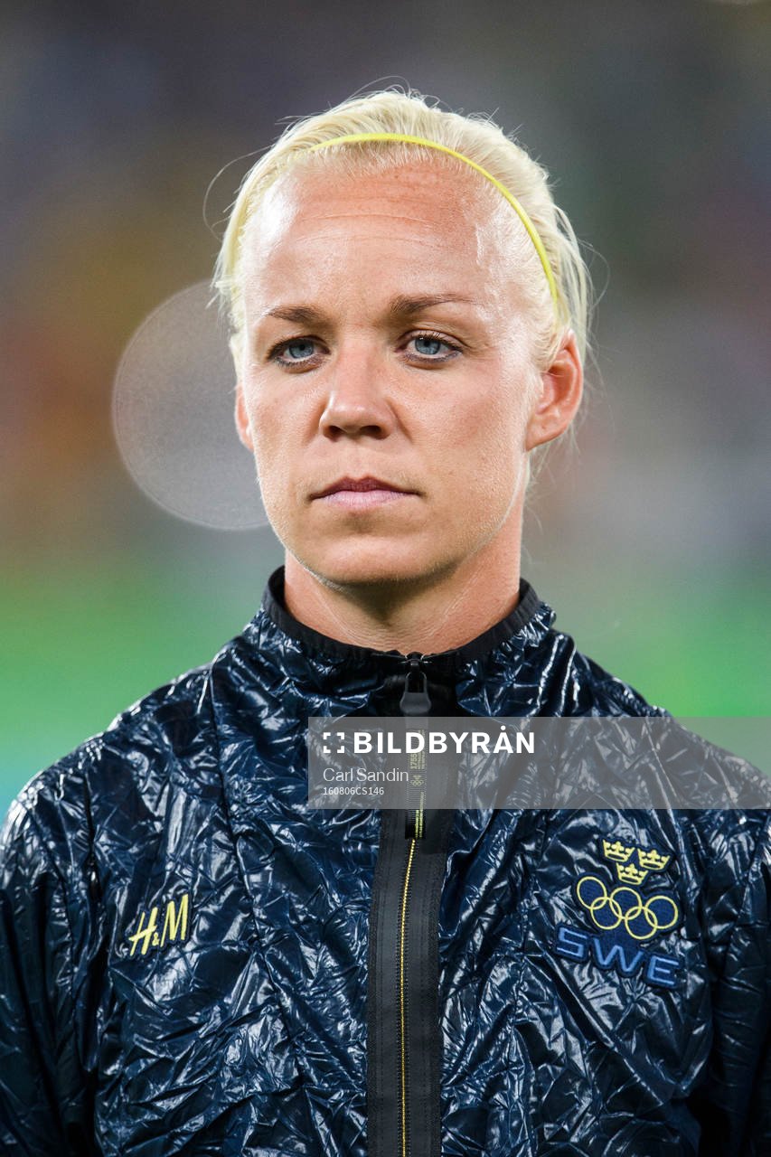 vid lineup innan fotbollsmatchen mellan Brasilien och