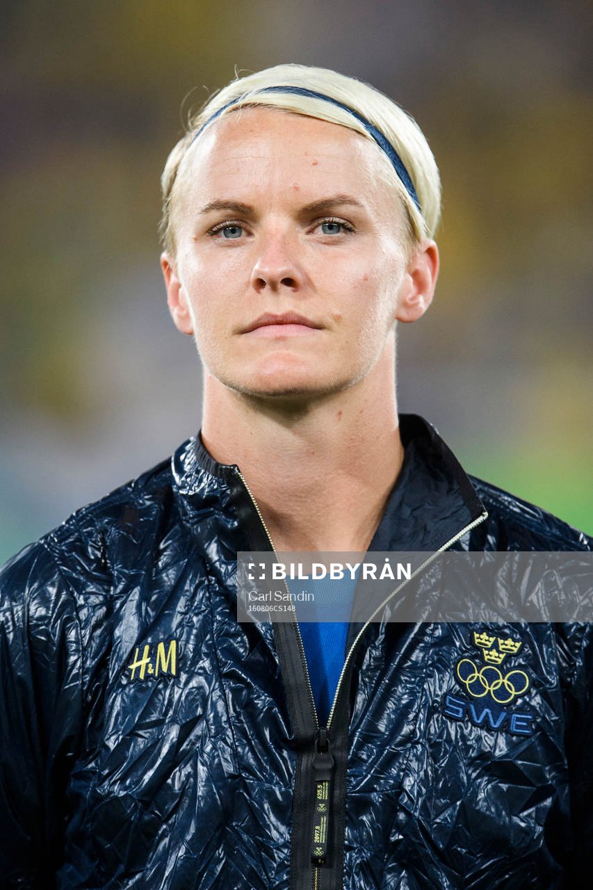 vid lineup innan fotbollsmatchen mellan Brasilien och