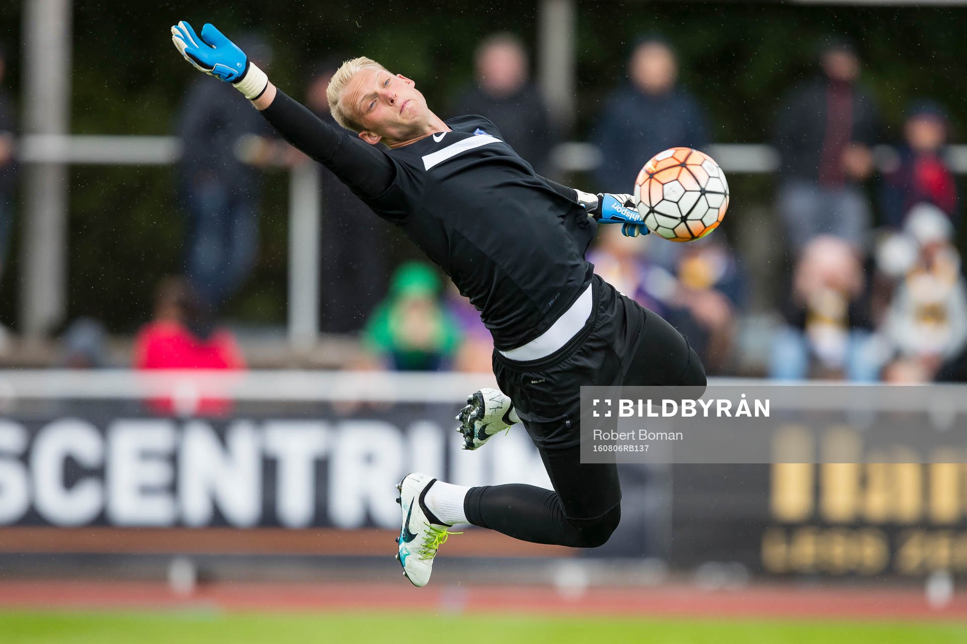 Falkenbergs målvakt Alexander Lundin