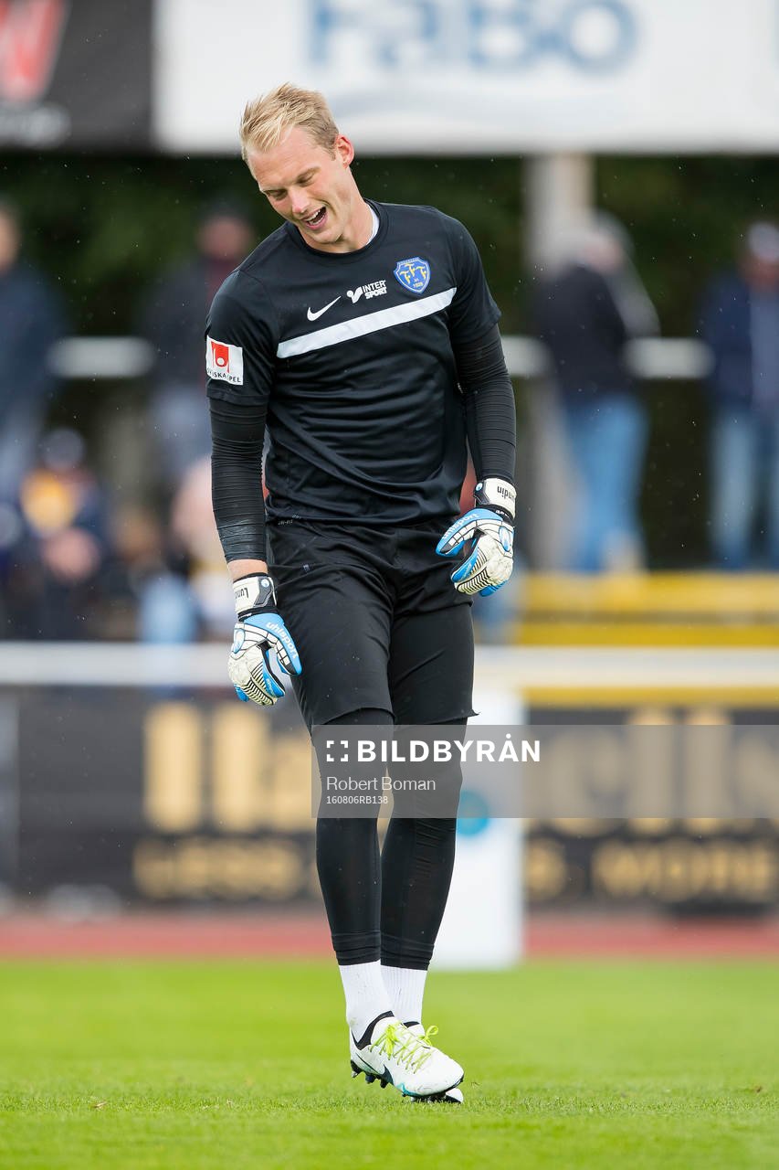 Falkenbergs målvakt Alexander Lundin