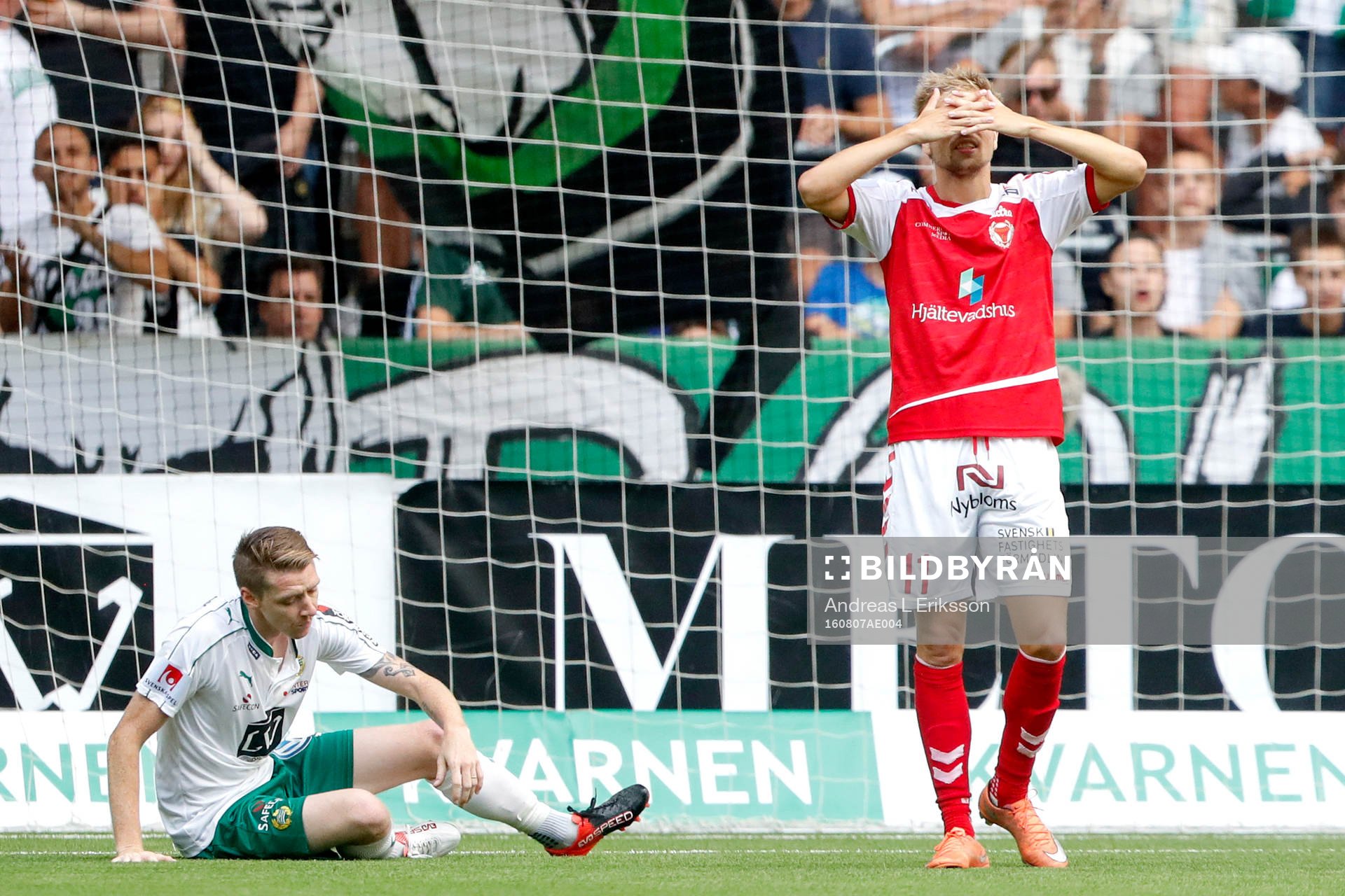 Hammarbys Birkir Már Saevarsson och Kalmars Jonathan Ring