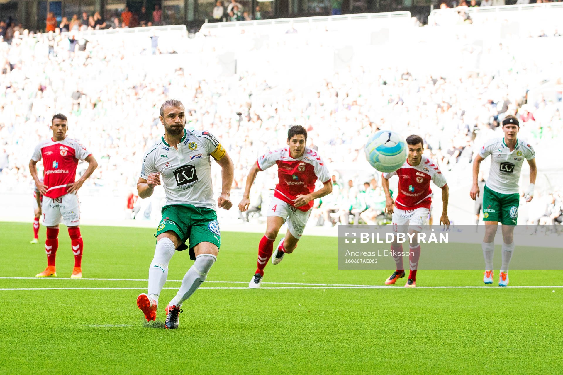 Hammarbys Kennedy Bakircioglu gör 1-0 för Hammarby på