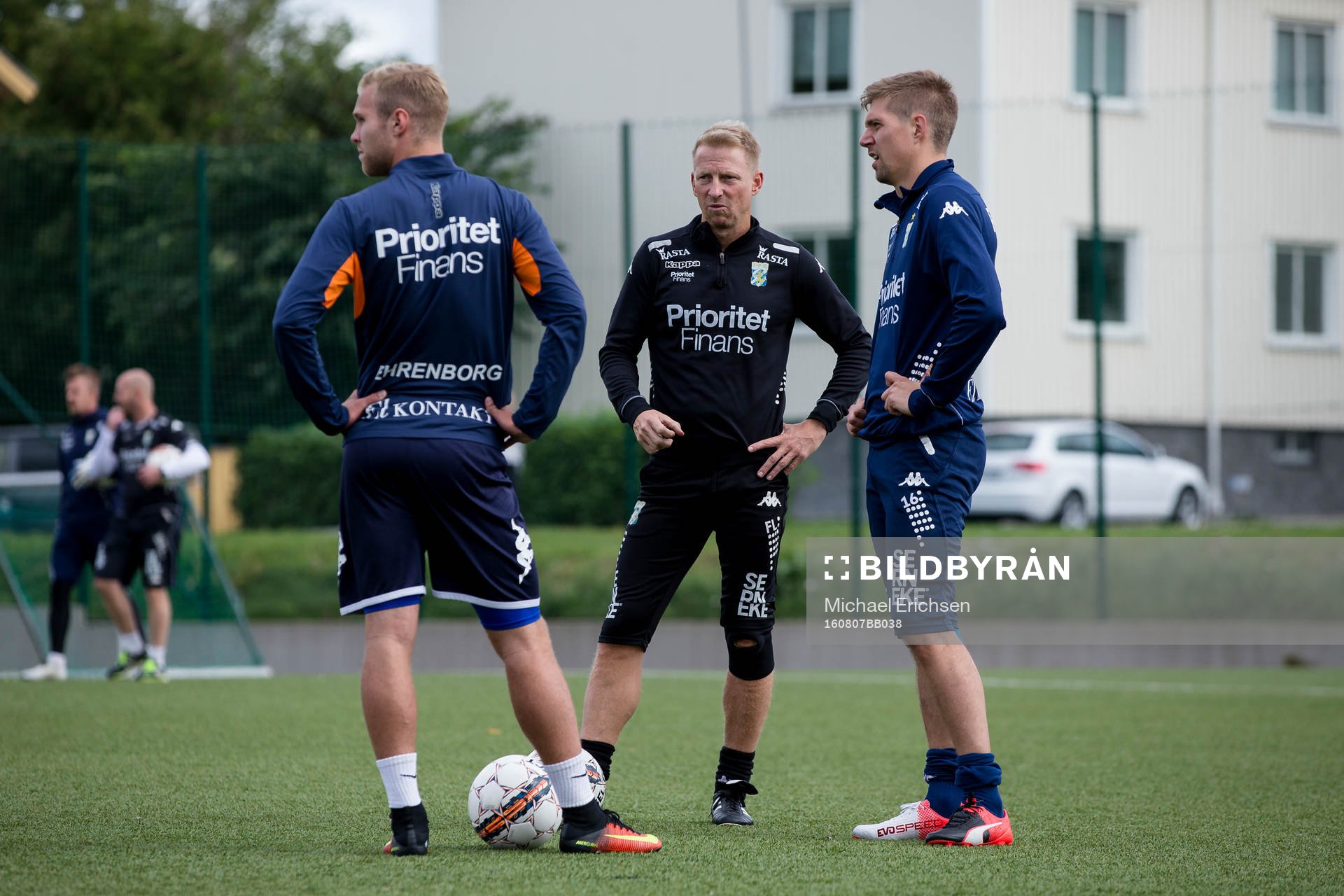 IFK Göteborgs Gustav Engvall, sjukgymnast Fredrik Larsson