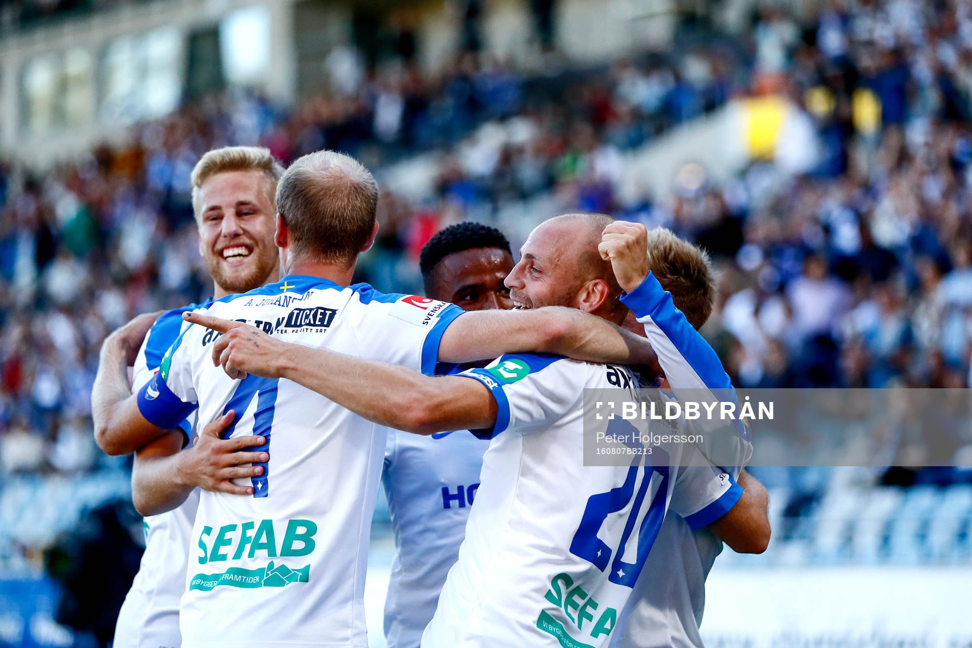 Norrköpings Daniel Sjölund jublar efter 3-1 under fotbollsmatchen i Allsvenskan mellan Norrköping och Örebro den 7 augusti 2016 i Norrköping.