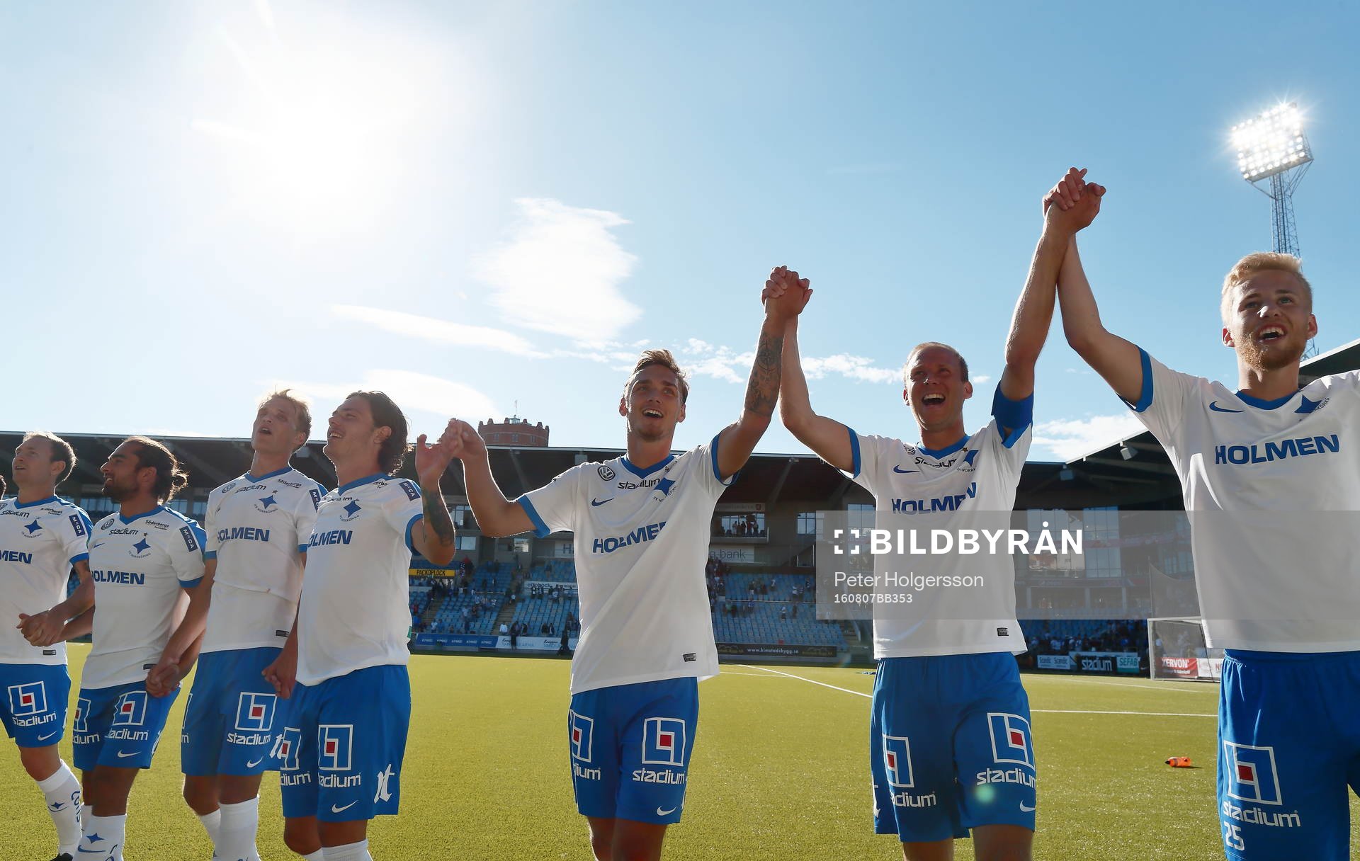 Norrköping jublar under fotbollsmatchen i Allsvenskan mellan Norrköping och Örebro den 7 augusti 2016 i Norrköping.