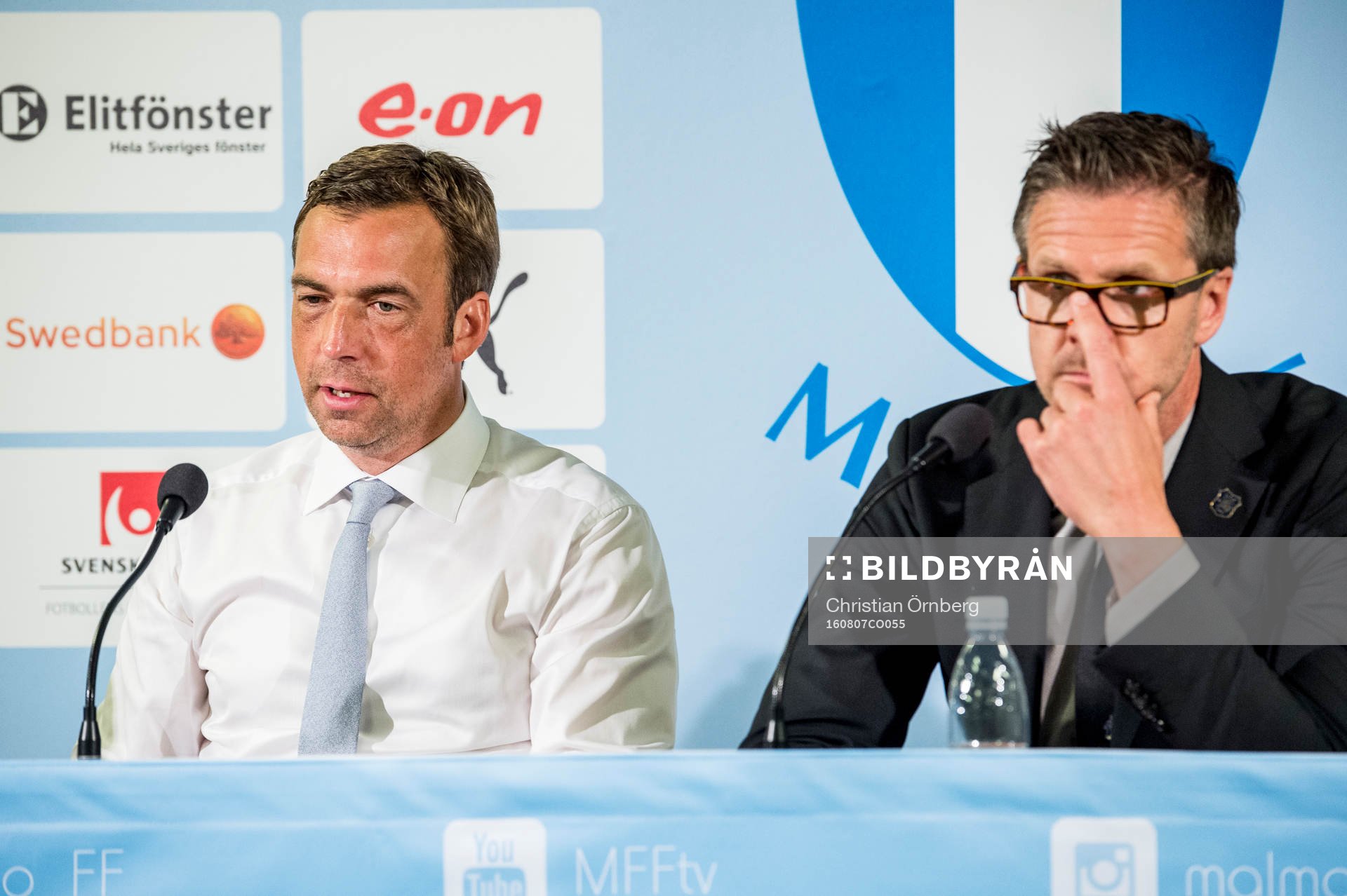 s tränare Rikard Norling håller presskonferens